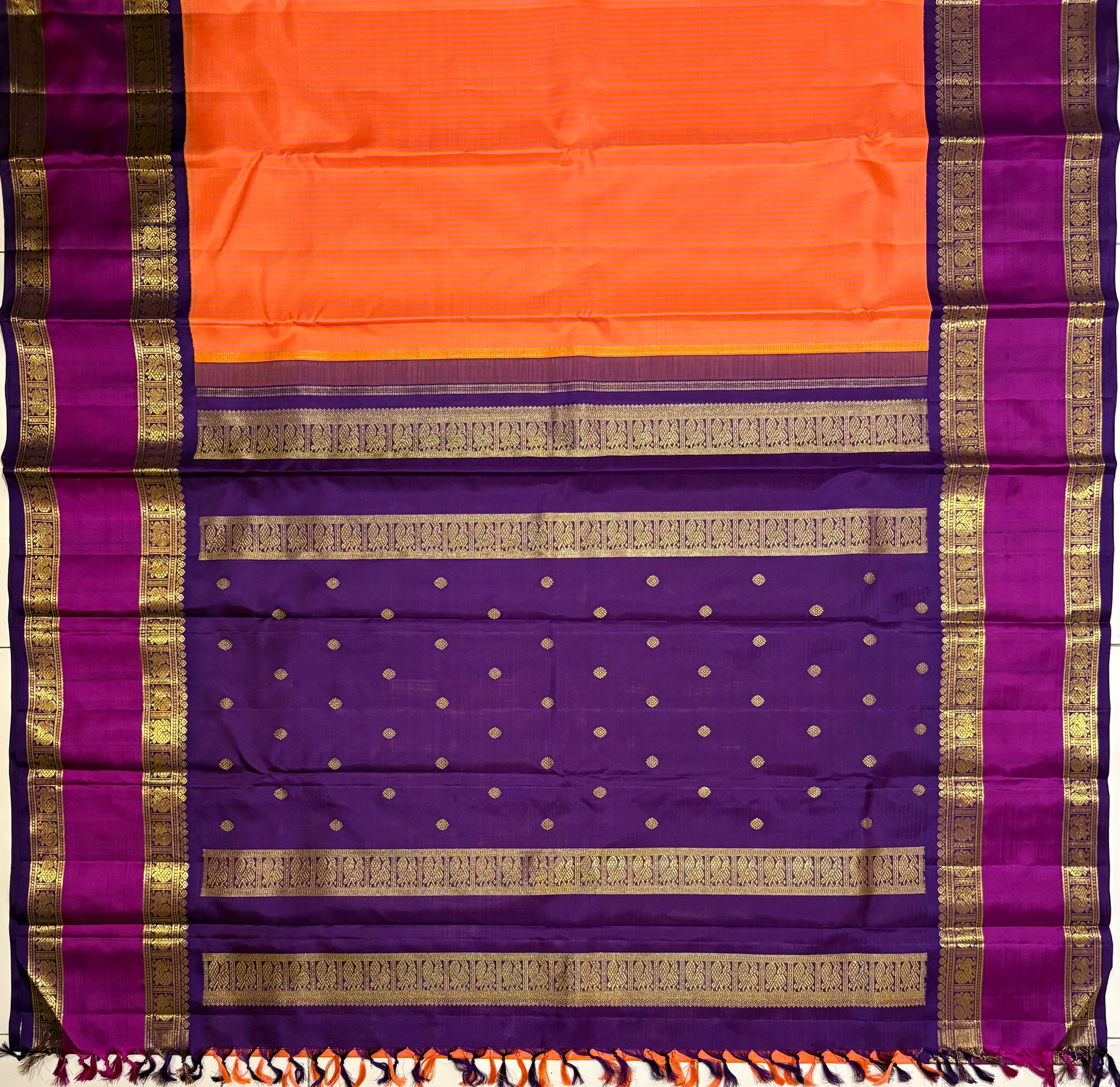 Kanagambaram pattani kattam Korvai Kanjivaram Silk saree with purple border - RK0563