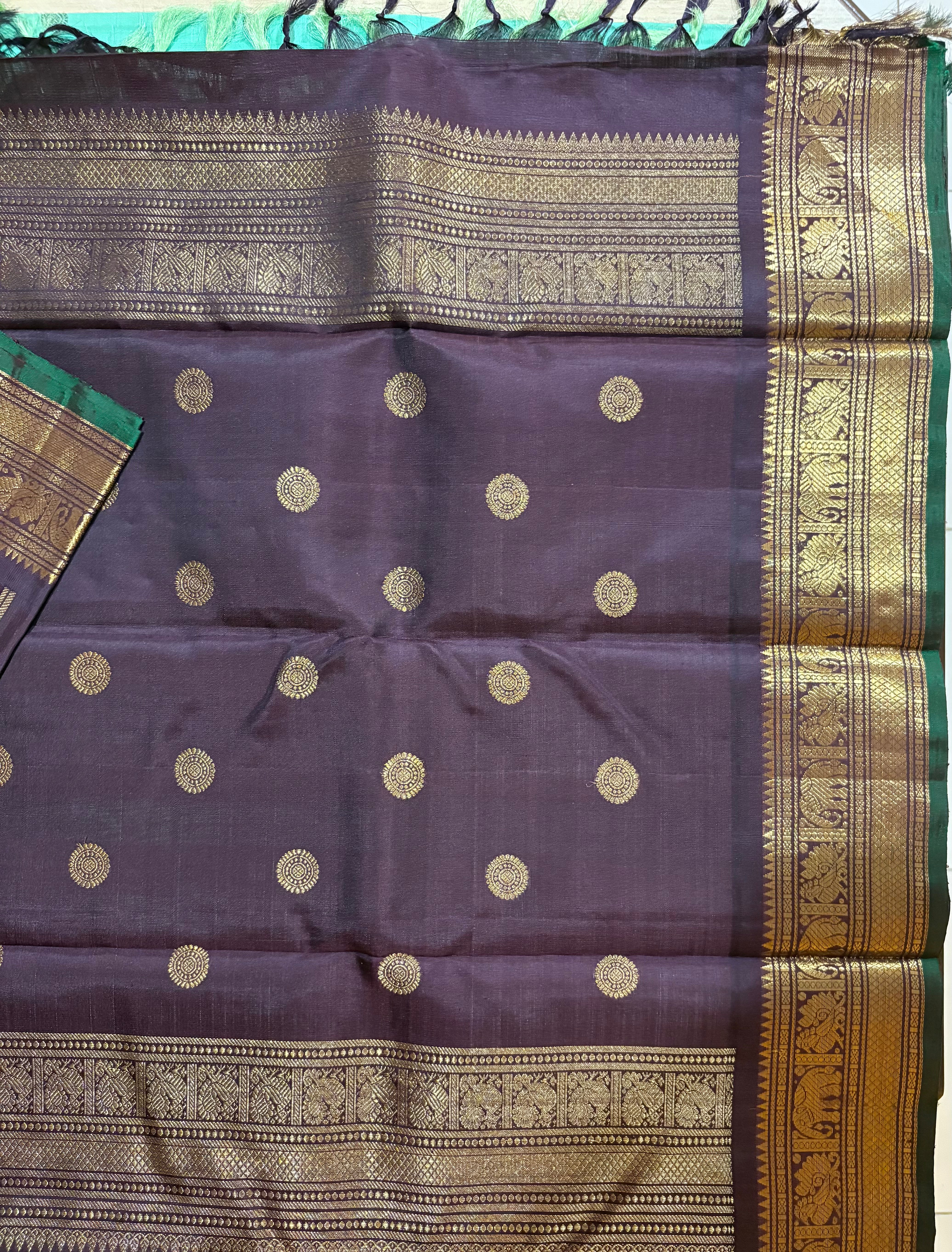 Rexona Green Korvai kanjivaram silk saree with Paaku coloured border-RK007