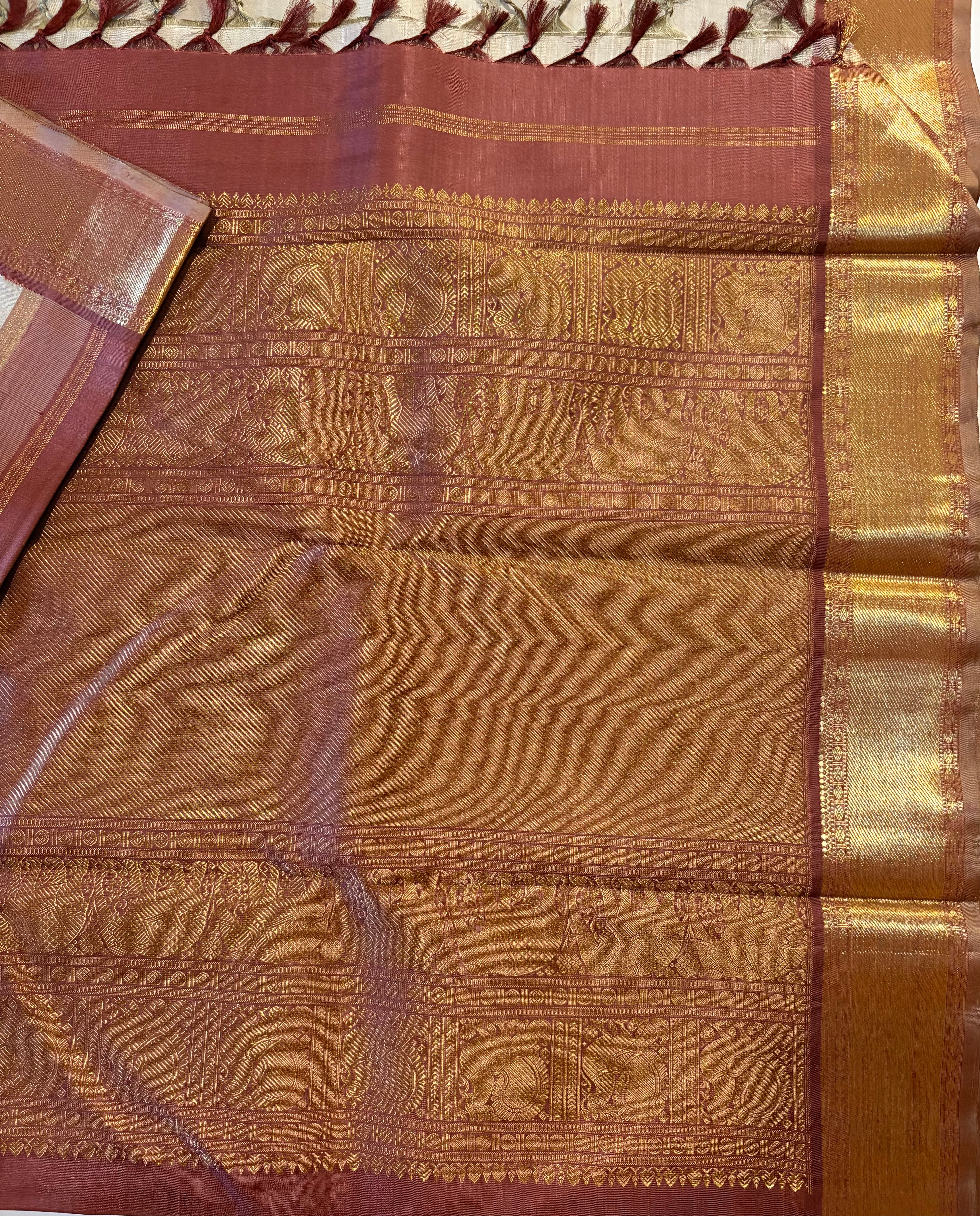Light Cool Grey Korvai Kanchivaram Silk Saree with  woody brown border - RK076
