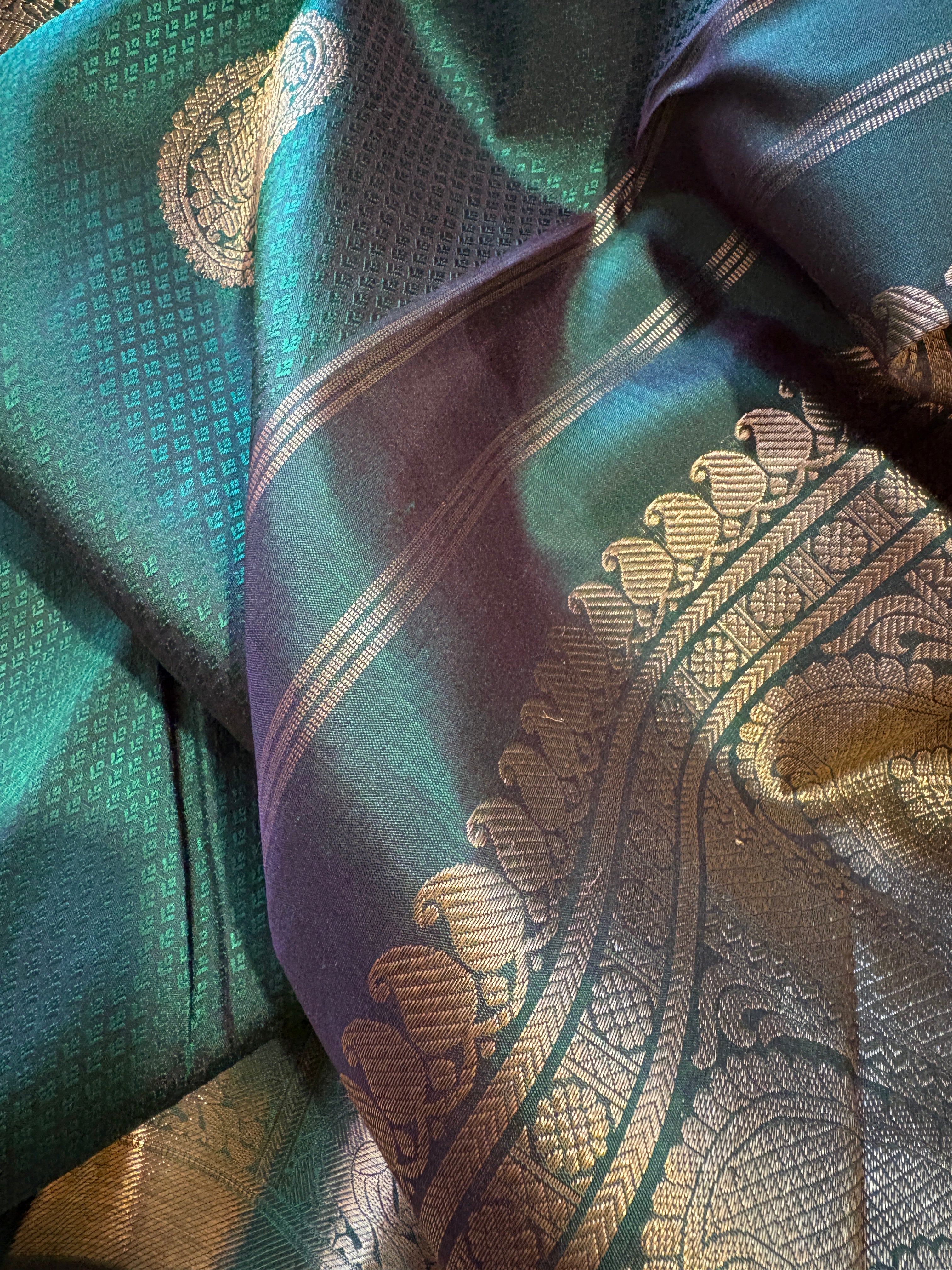 Bottle green Monotone Kanjivaram Silk Saree with jacquard weave - RK0181