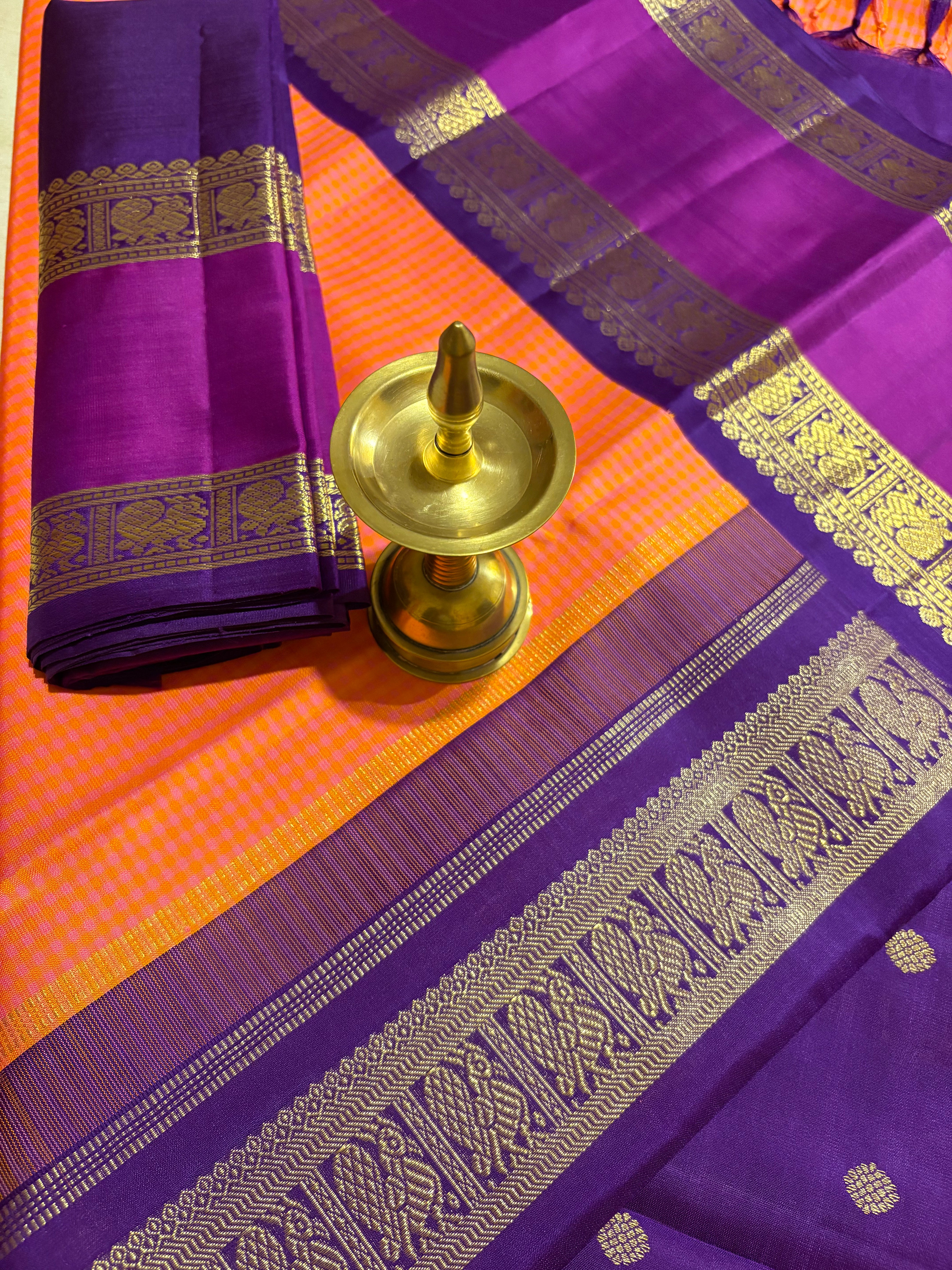 Kanagambaram pattani kattam Korvai Kanjivaram Silk saree with purple border - RK0563