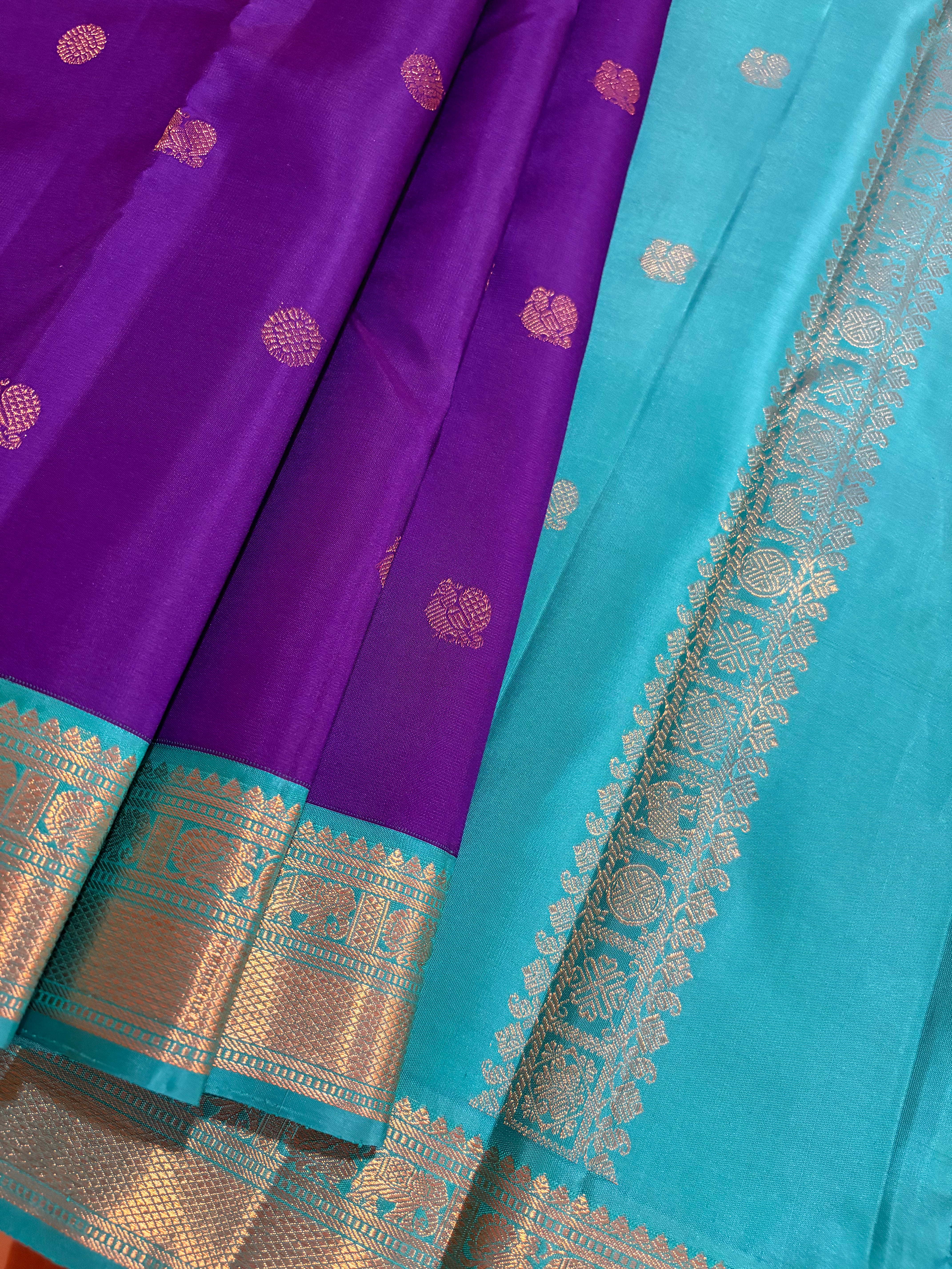 Deep purple Korvai Kanjivaram Silk Saree with Turquoise border - RK0284
