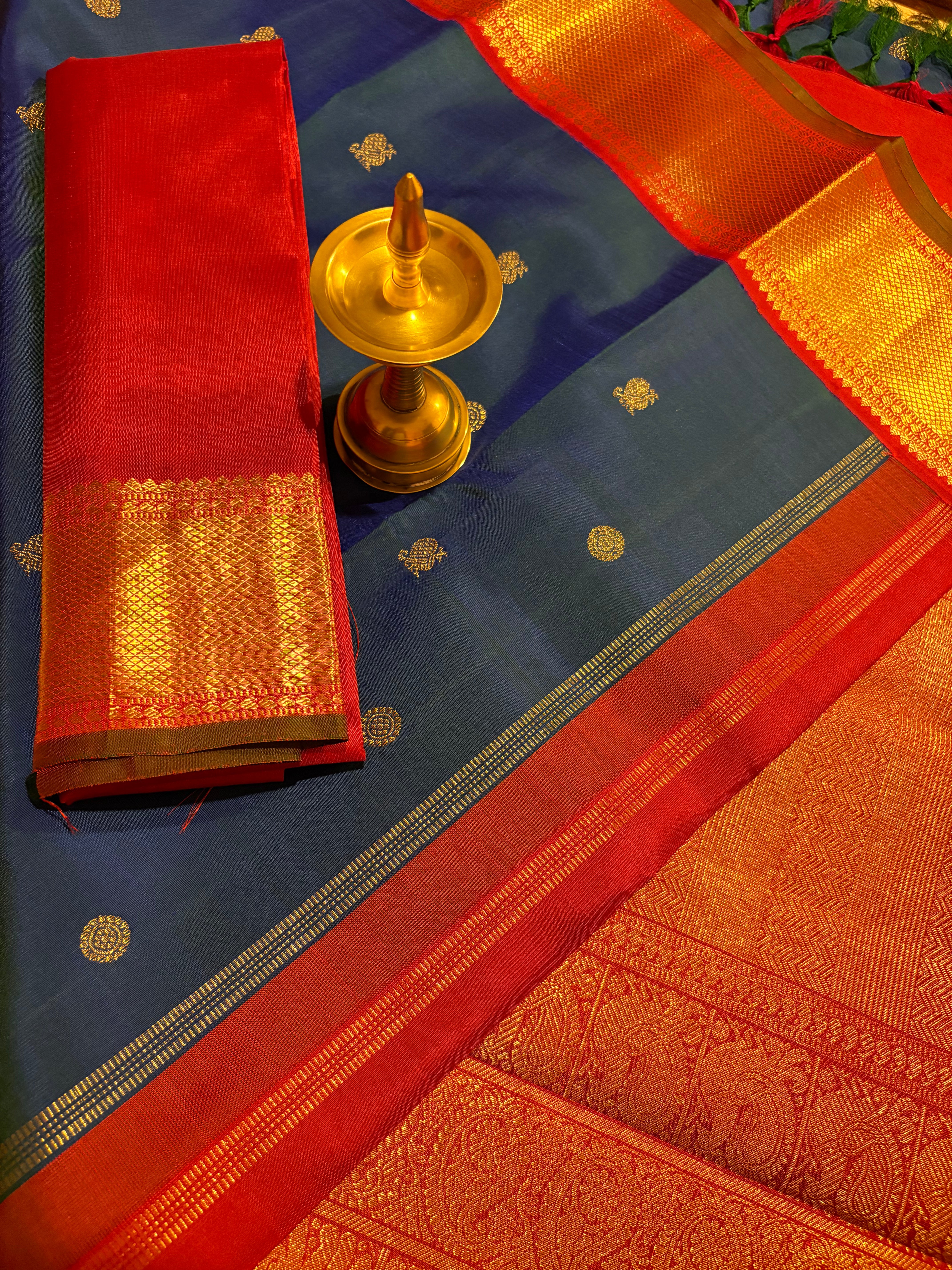 Peacock blue Korvai Kanjivaram Silk Saree with Arakku border - RK0149