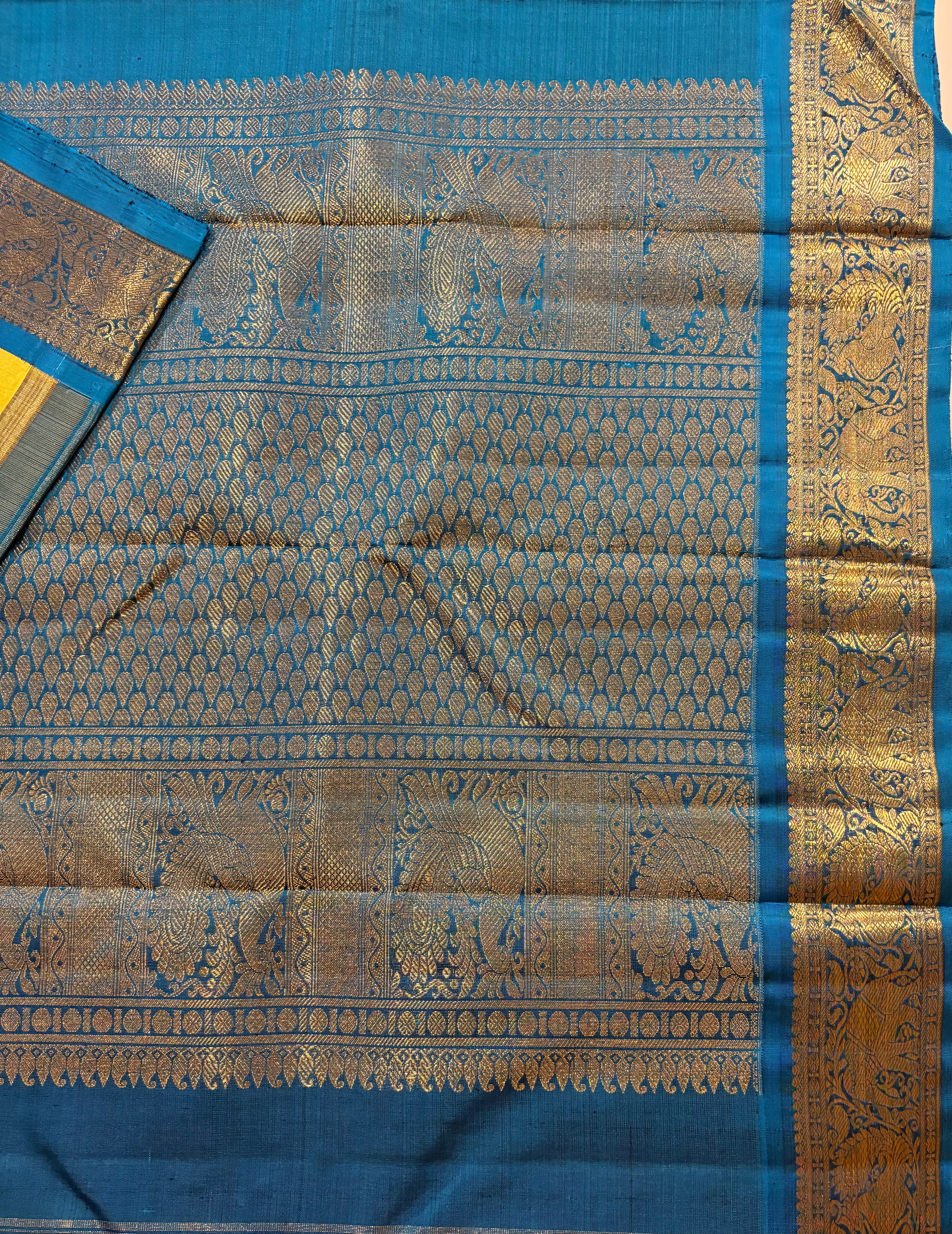 Green Sampanga Korvai Kanjivaram Silk Saree with Ananda Blue Border - RK0375