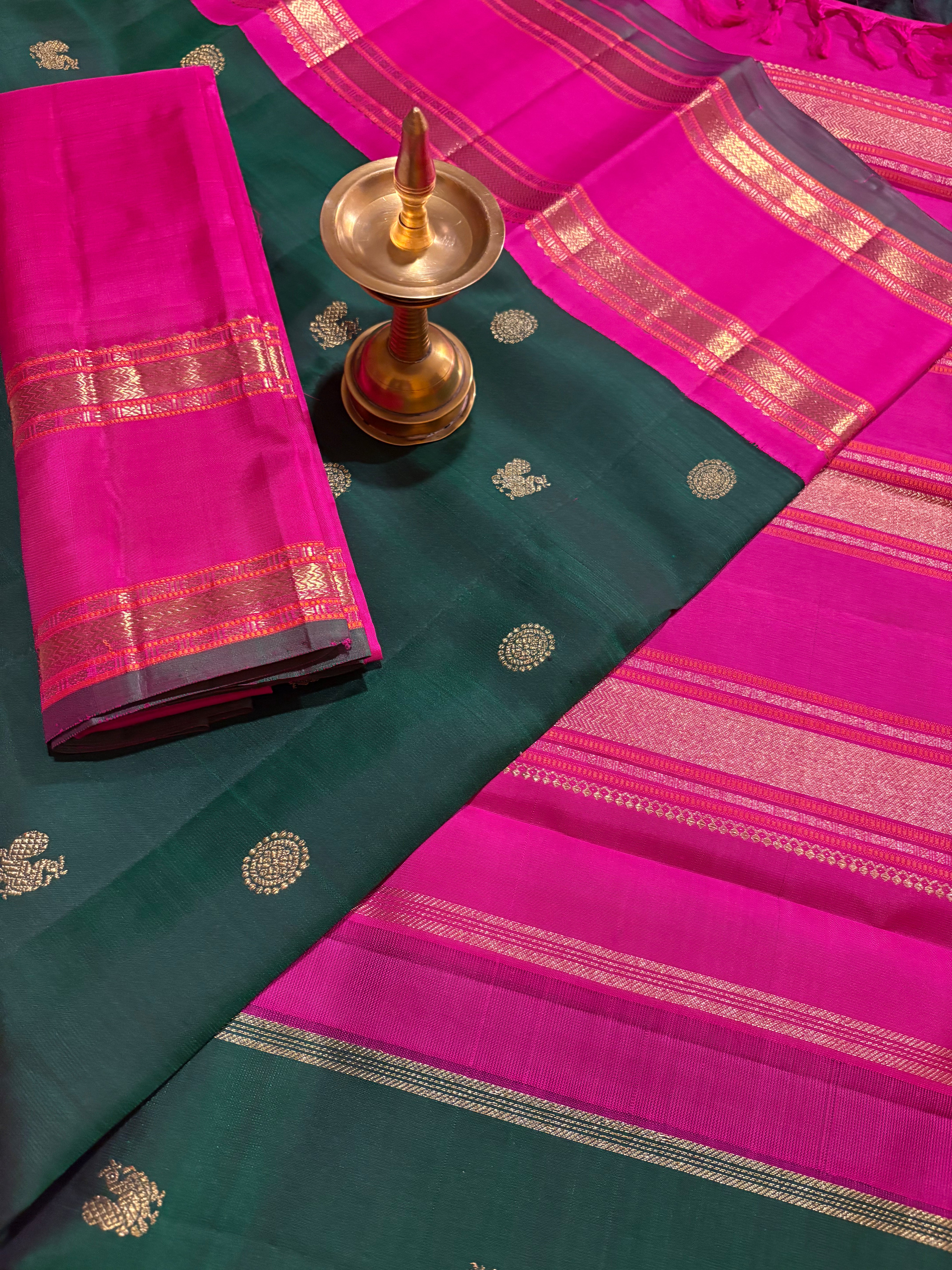 Rich Bottle Green Korvai Kanjivaram Silk Saree with Rani Rose Border - RK0466