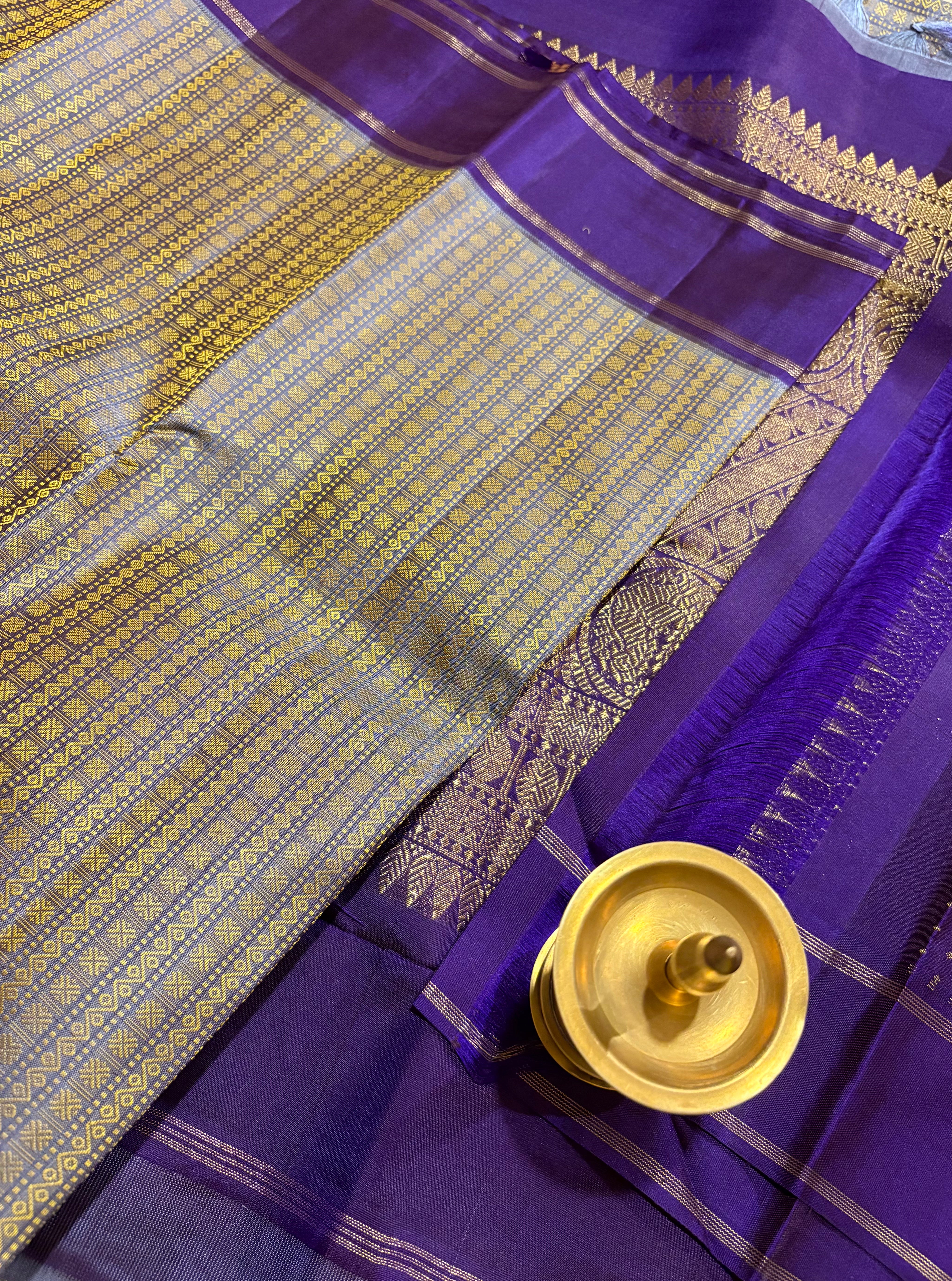 Light Lavender Jacquard thread work Handloom Kanjivaram silk saree with Purple border - RK0165