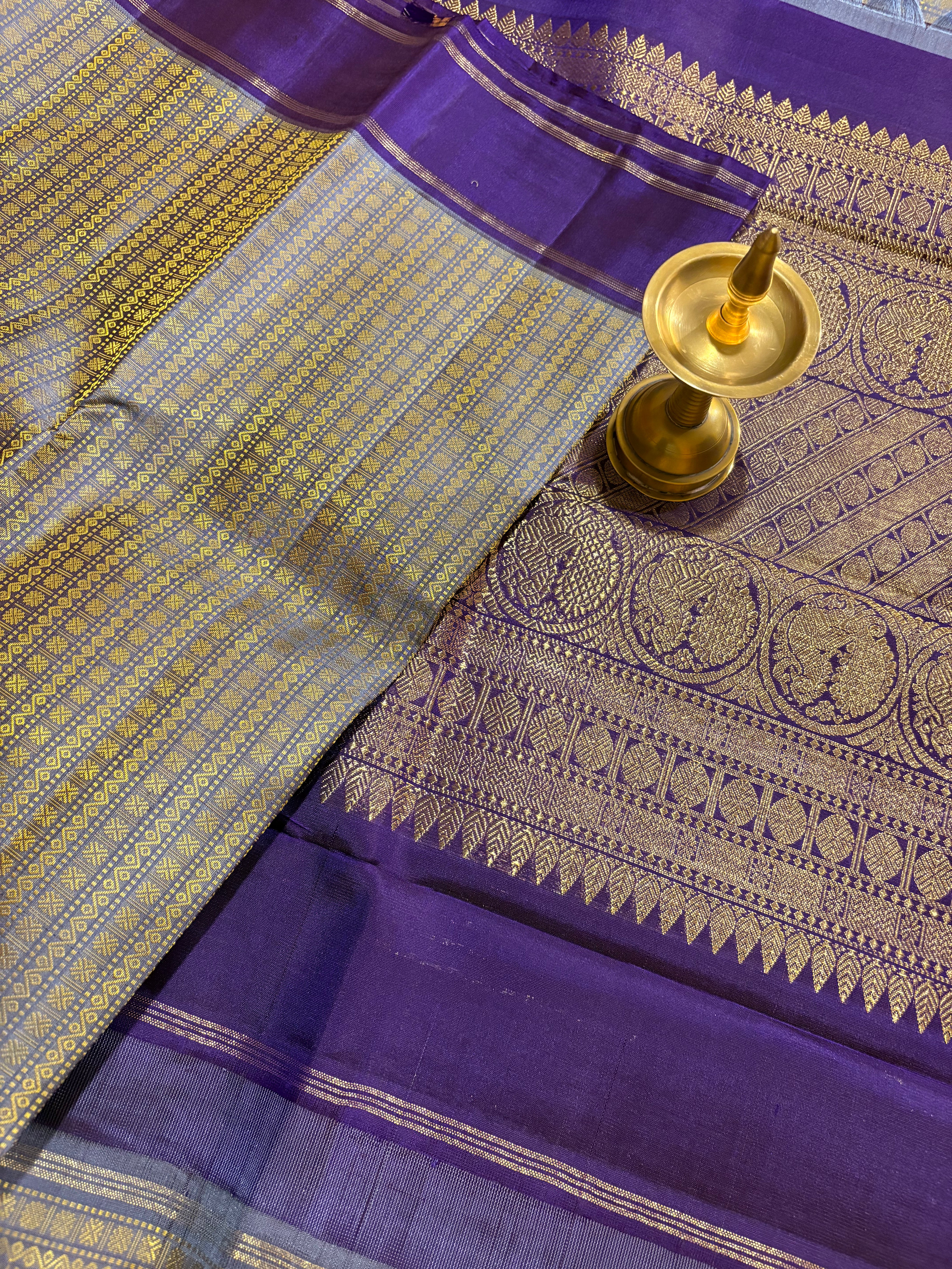 Light Lavender Jacquard thread work Handloom Kanjivaram silk saree with Purple border - RK0165