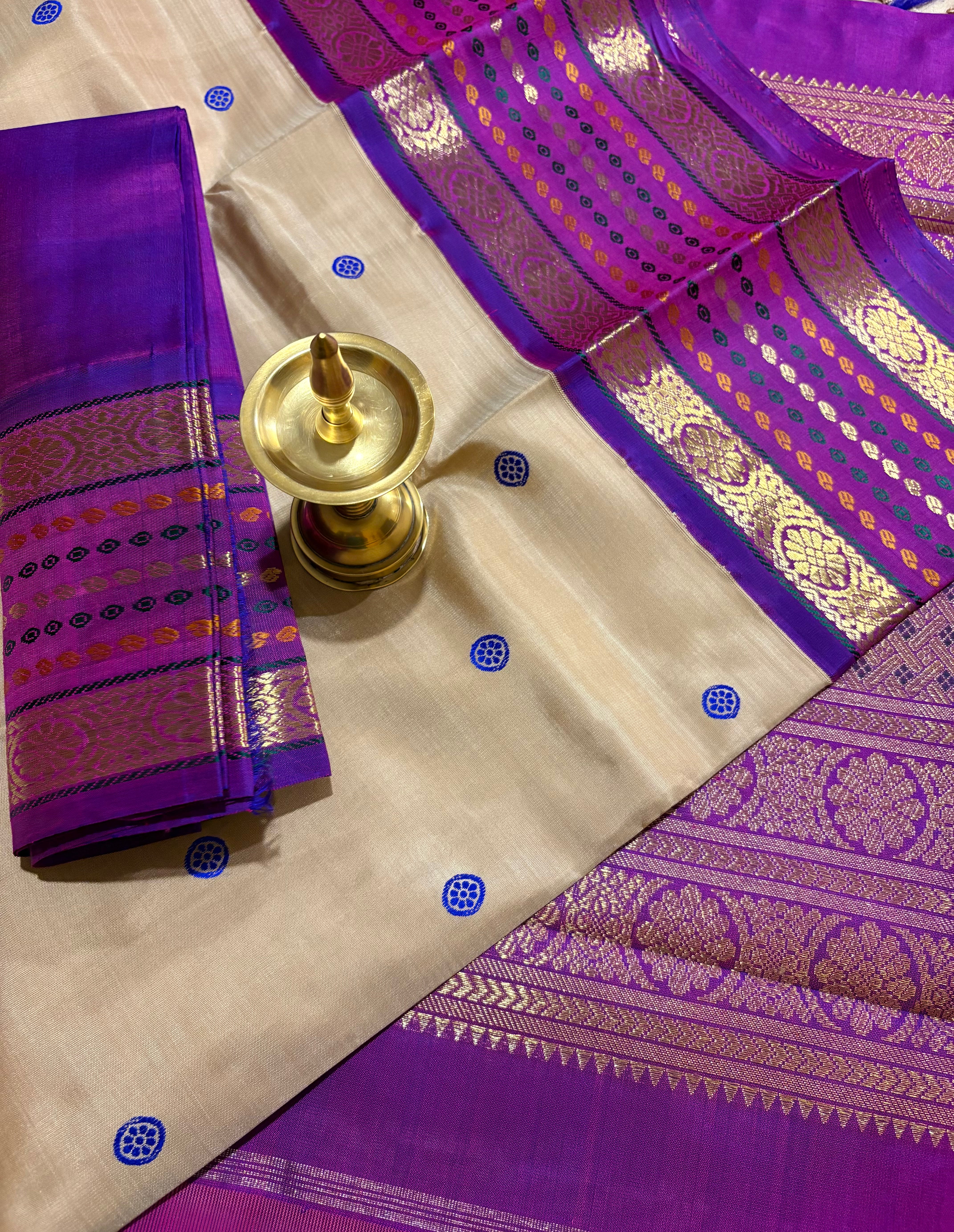 Gothumai Korvai Handloom Kanjivaram Silk Saree with Purple border - RK0311