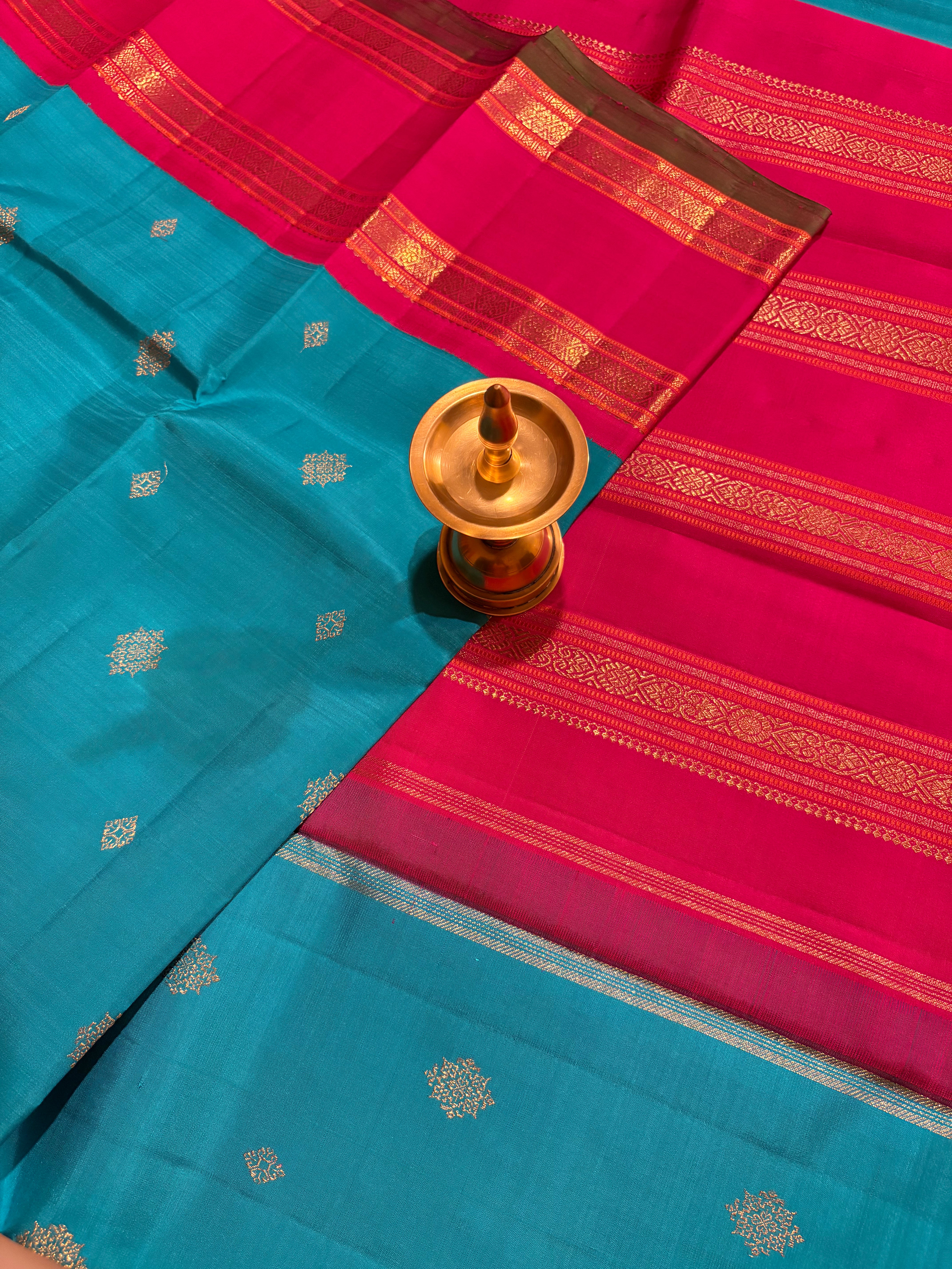 Rich Deep Turquoise Handloom Kanjivaram Silk Saree with  Bright Rani Pink Border - RK0352