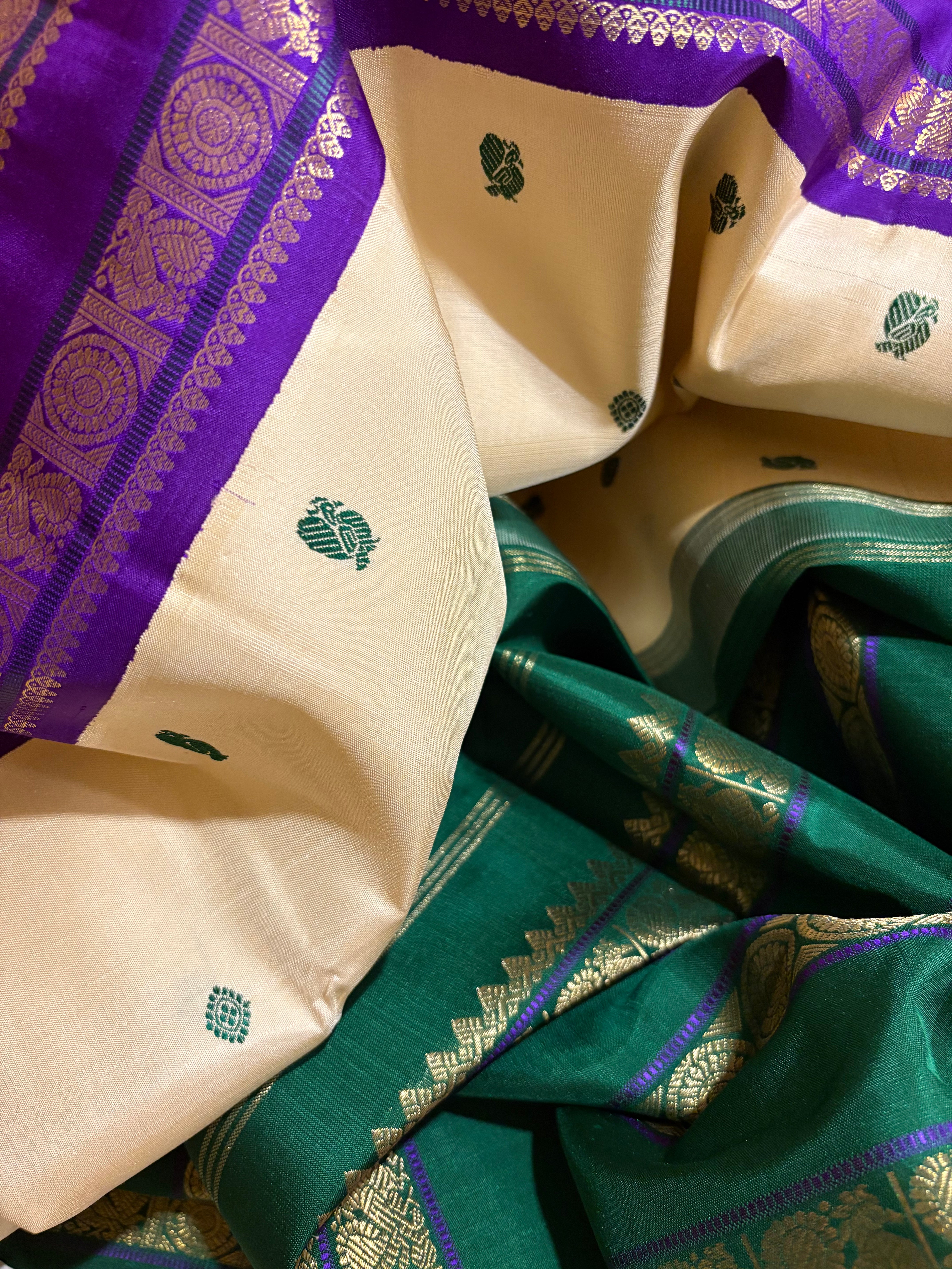 Rich Cream Korvai Handloom Kanjivaram Silk Saree with Ganga Jamuna Border - RK0248