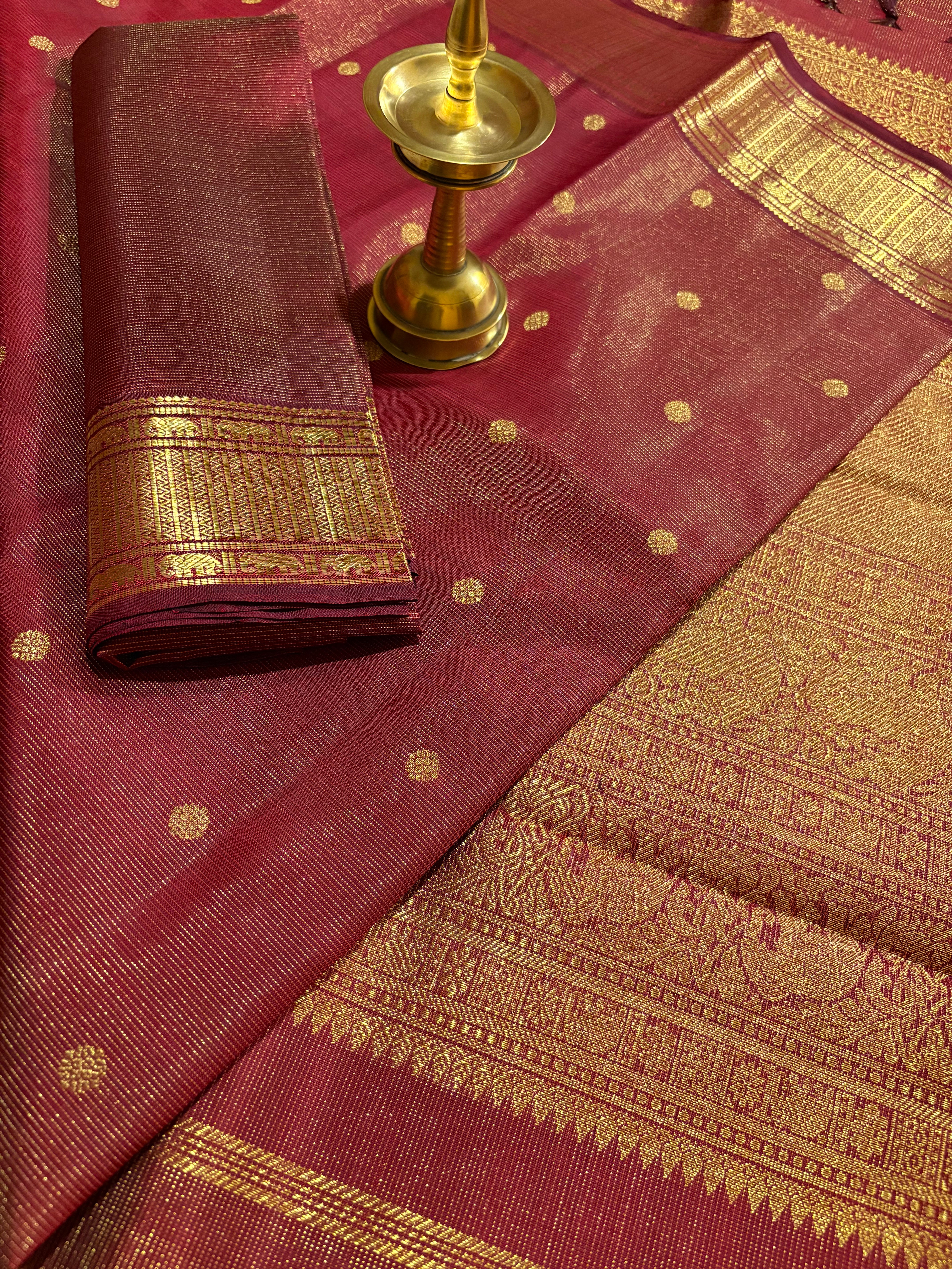 Paaku monotone Vaira Oosi Handloom Kanjivaram Silk Saree - RK0215