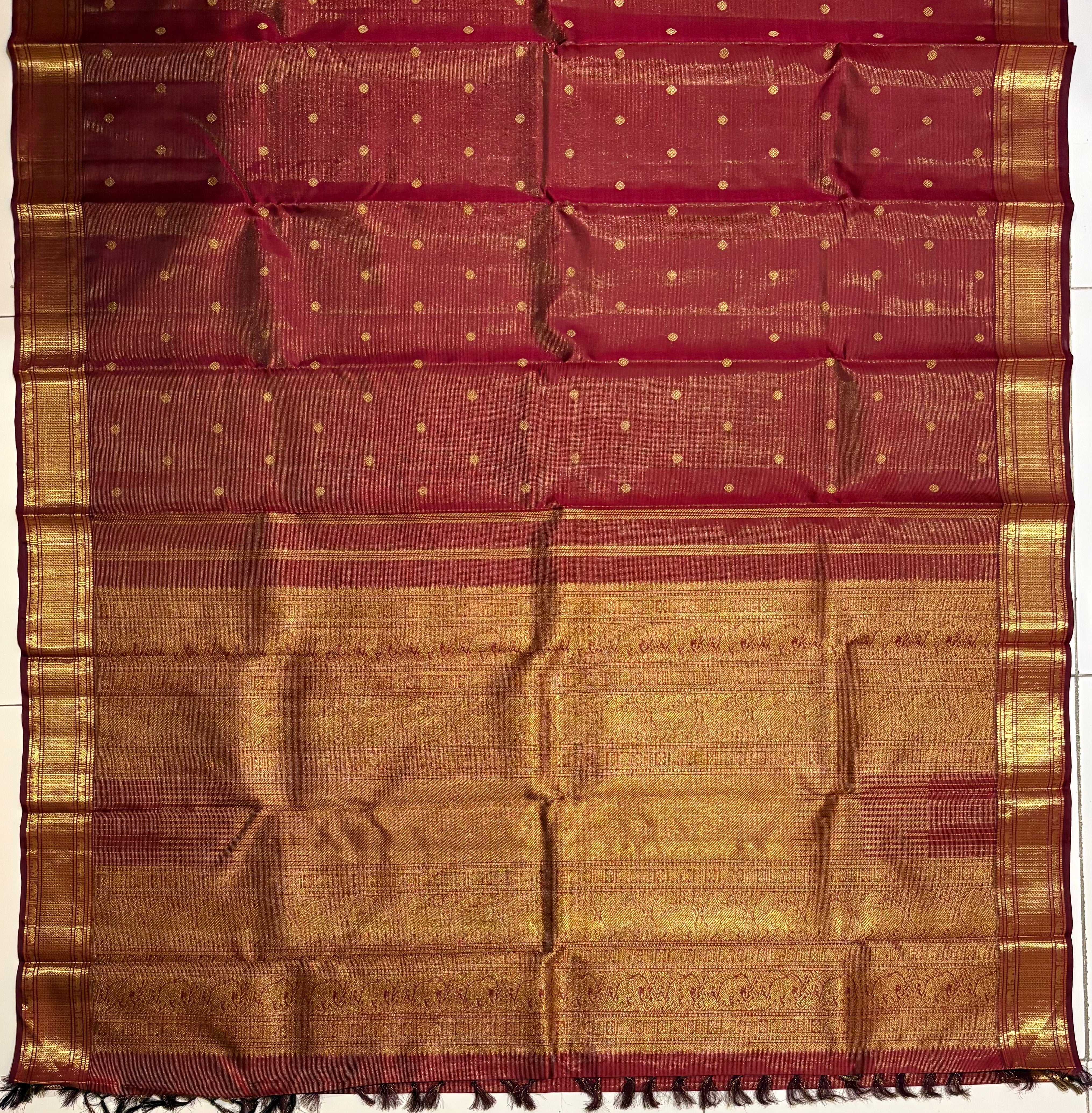 Paaku monotone Vaira Oosi Handloom Kanjivaram Silk Saree - RK0215