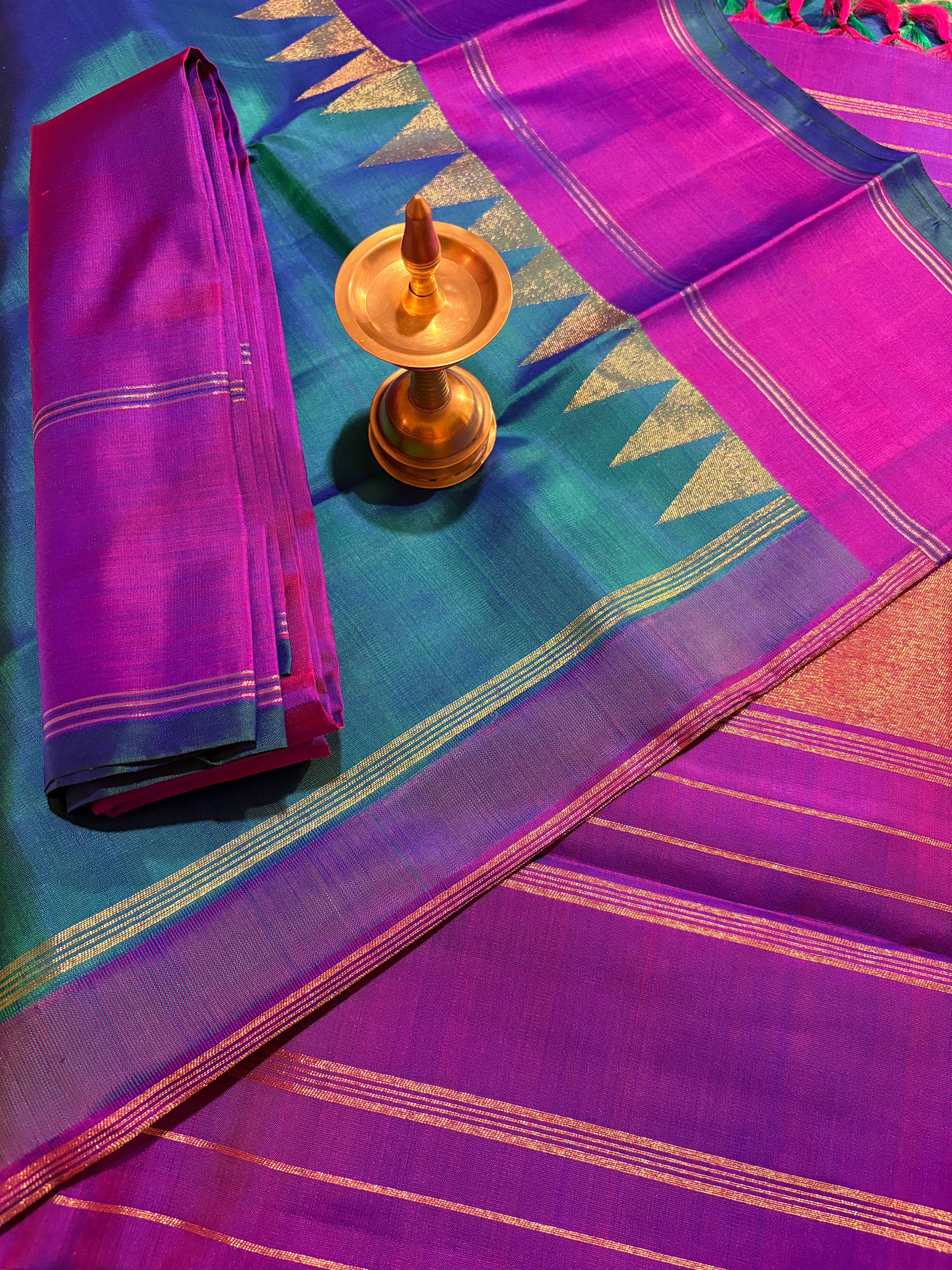 Peacock blue Handloom Kanjivaram Silk Saree with Majenta border - RK0443