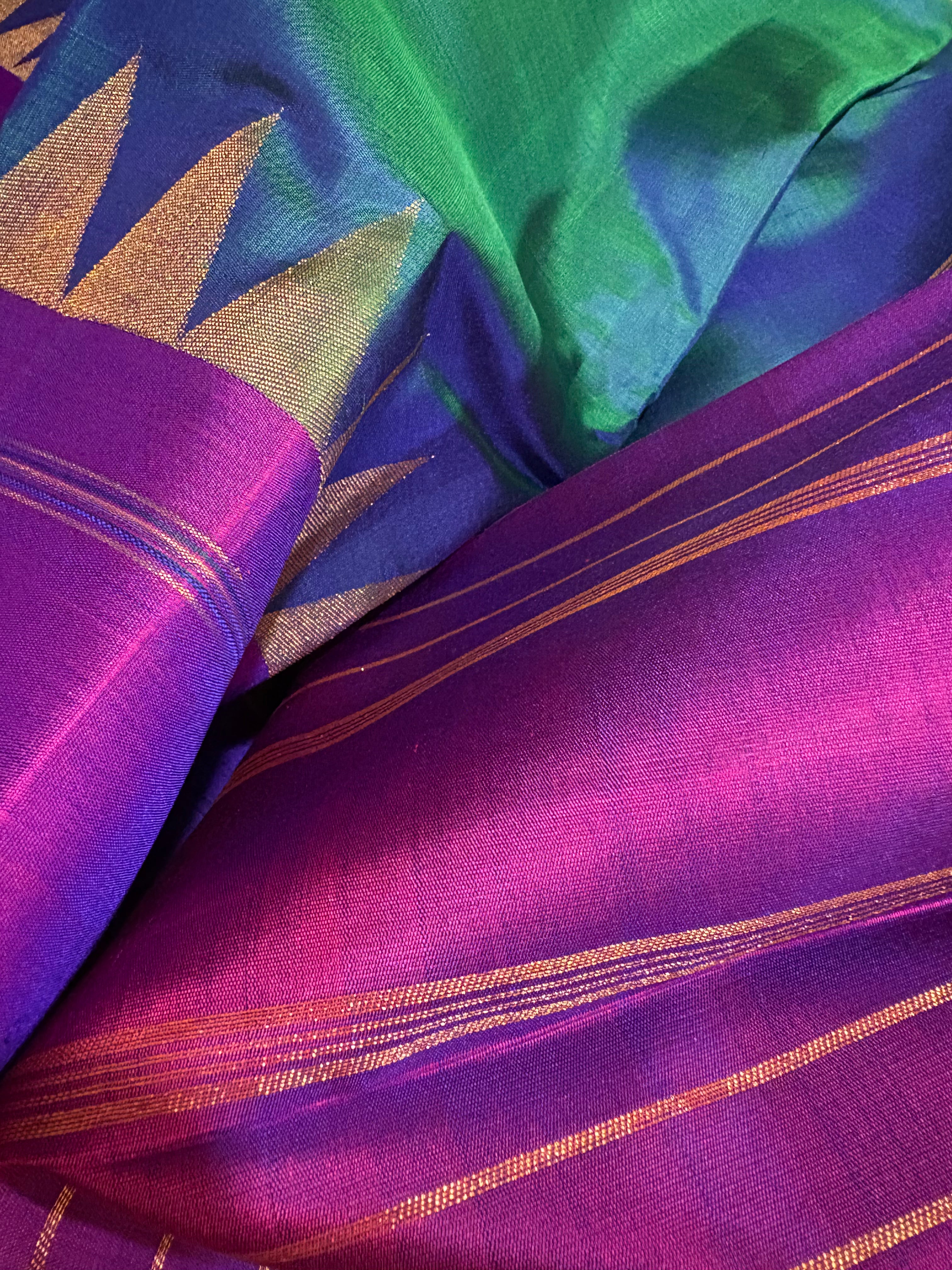 Peacock blue Handloom Kanjivaram Silk Saree with Majenta border - RK0443