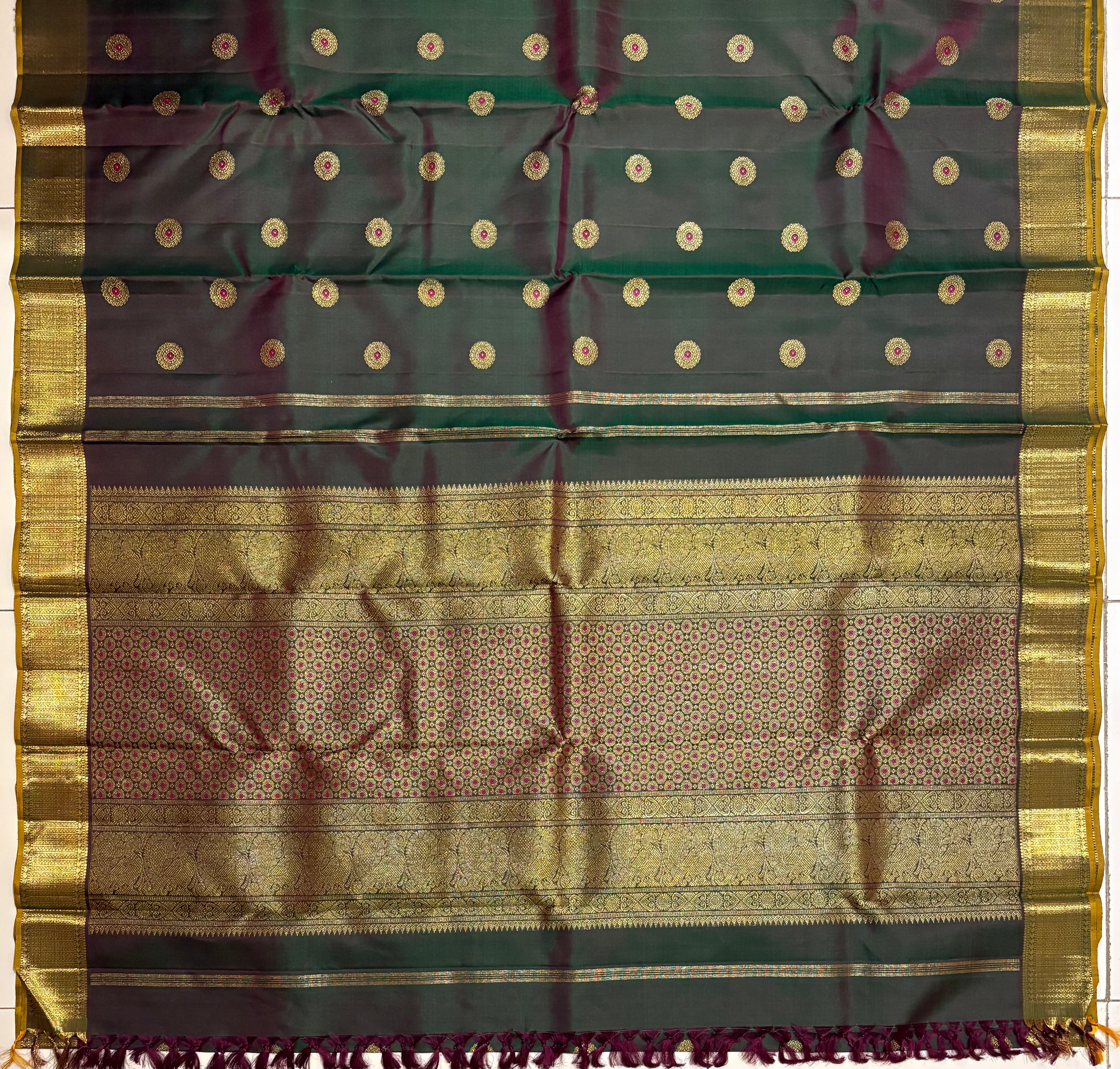 Beetle nut by Green Monotone Handloom Kanjivaram Silk Saree with Meenakari buttas - RK0418