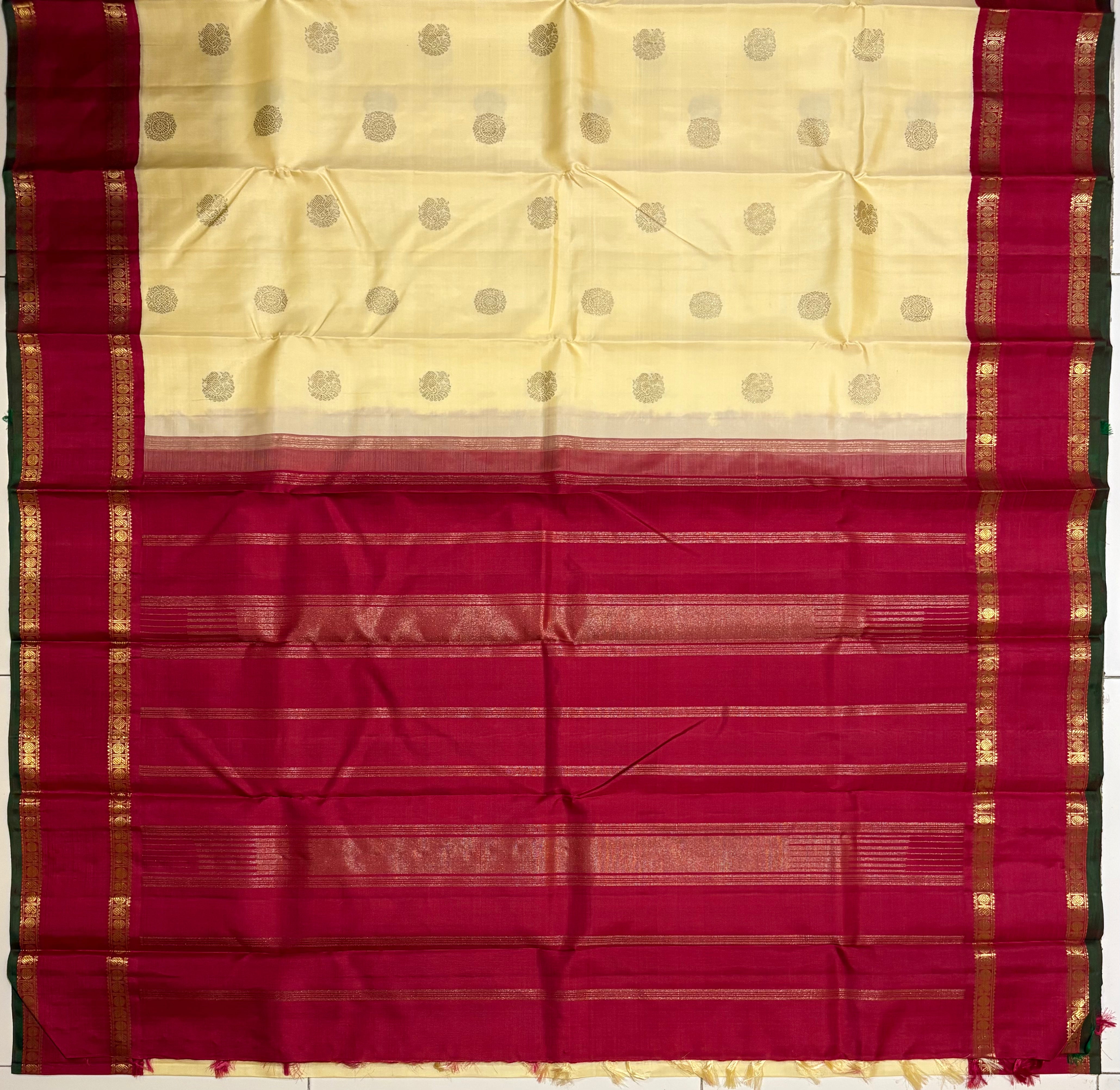 Cream Korvai Handloom Kanjivaram Silk Saree with Arakku border - RK0333