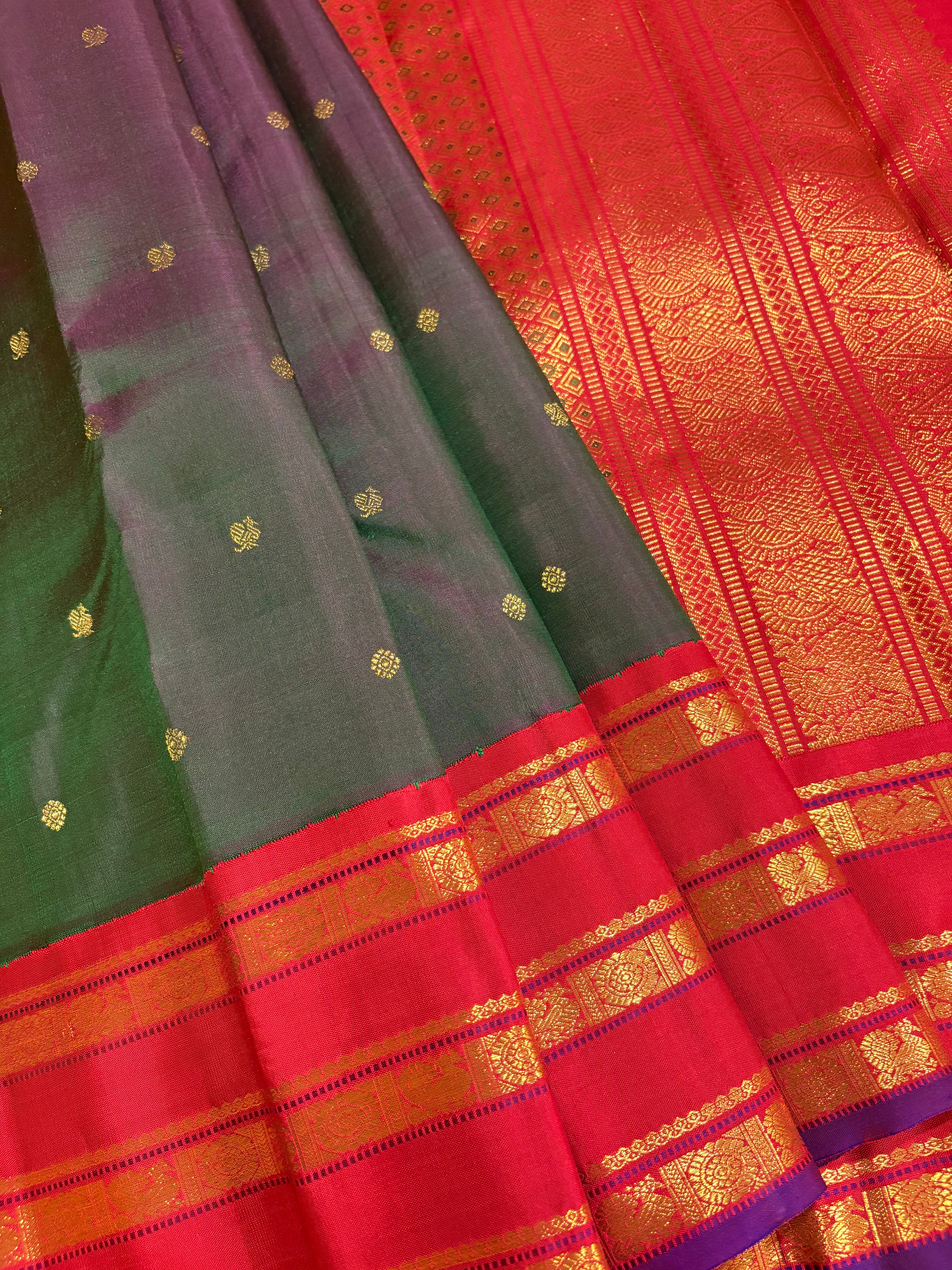 Double shaded Purple by Green Korvai Handloom Kanjivaram Silk Saree with Arakku border - RK0347