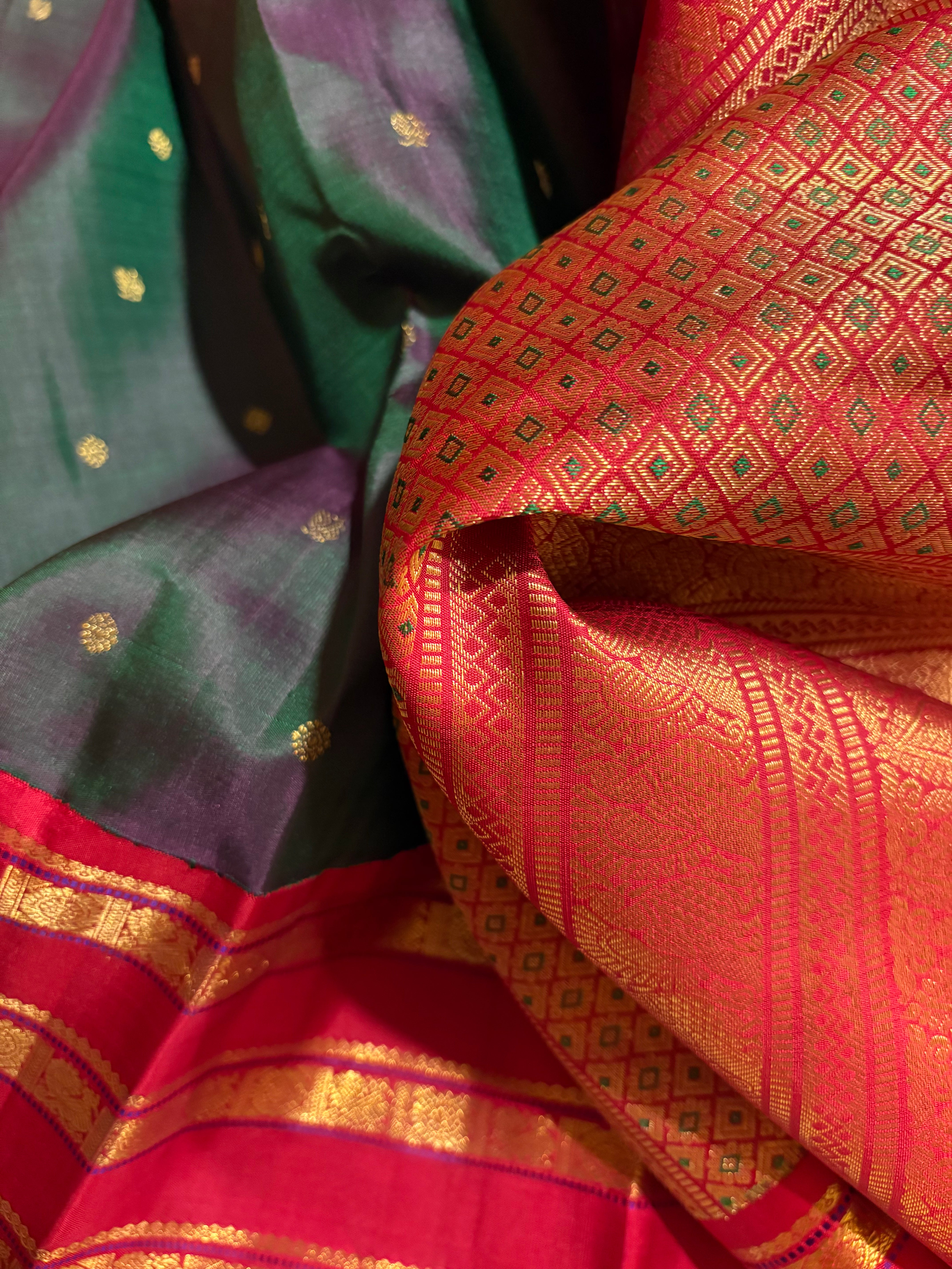 Double shaded Purple by Green Korvai Handloom Kanjivaram Silk Saree with Arakku border - RK0347