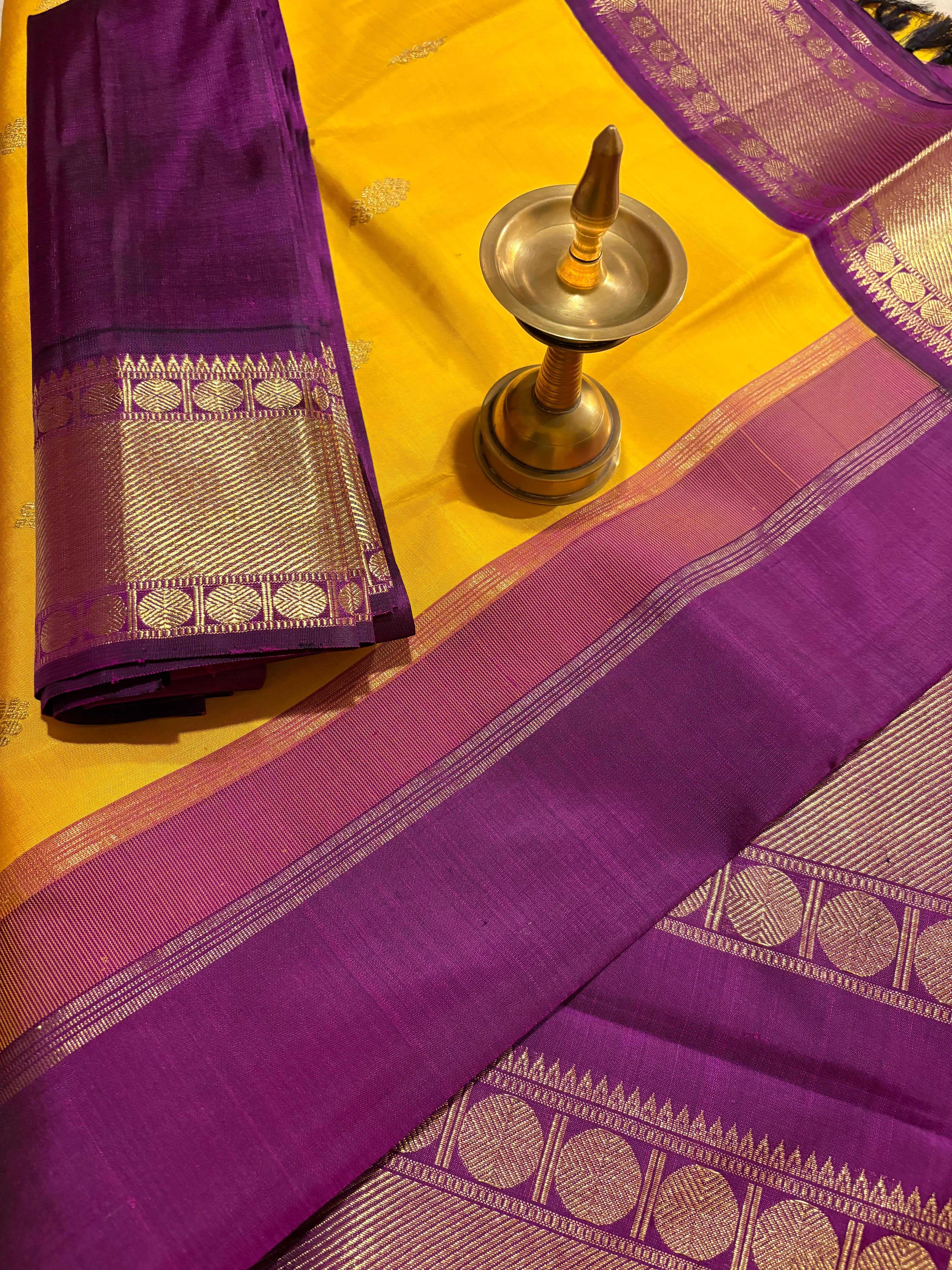 Mustard Korvai Handloom Kanjivaram Silk Saree with Majenta Border - RK0368