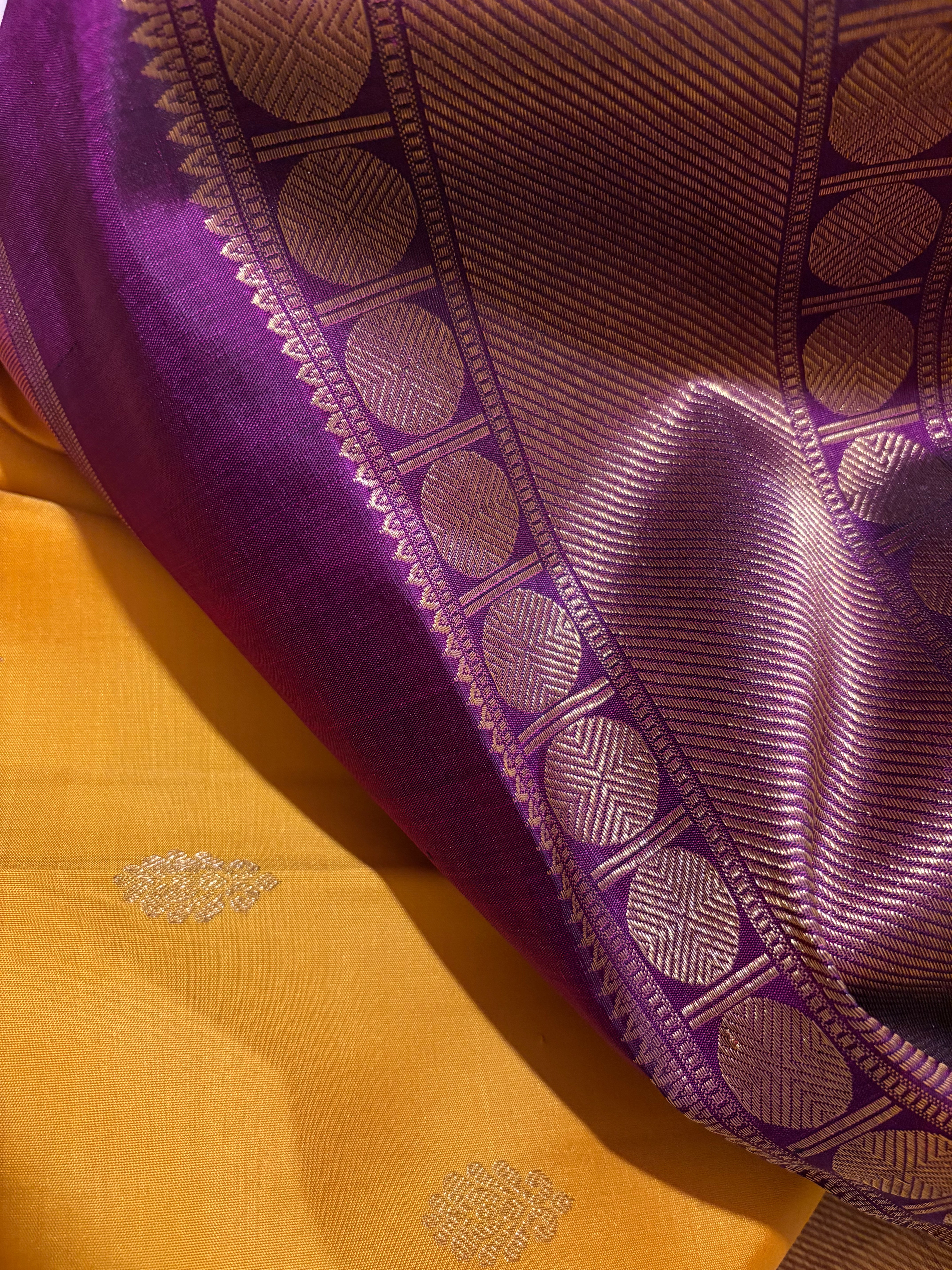 Mustard Korvai Handloom Kanjivaram Silk Saree with Majenta Border - RK0368