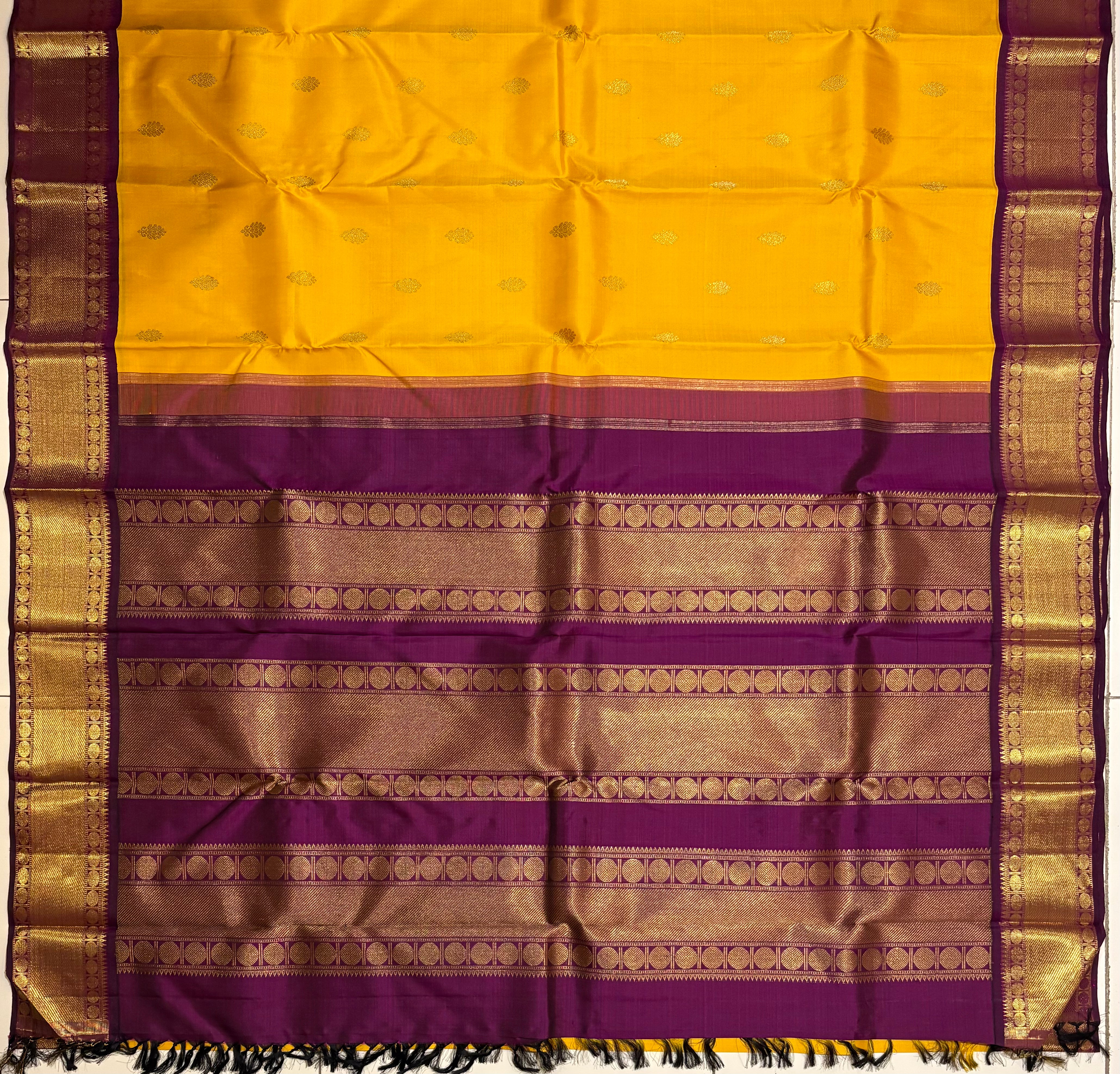 Palum Pazhamum Podi kattam Korvai Handloom Kanjivaram Silk Saree with Purple Border - RK0383