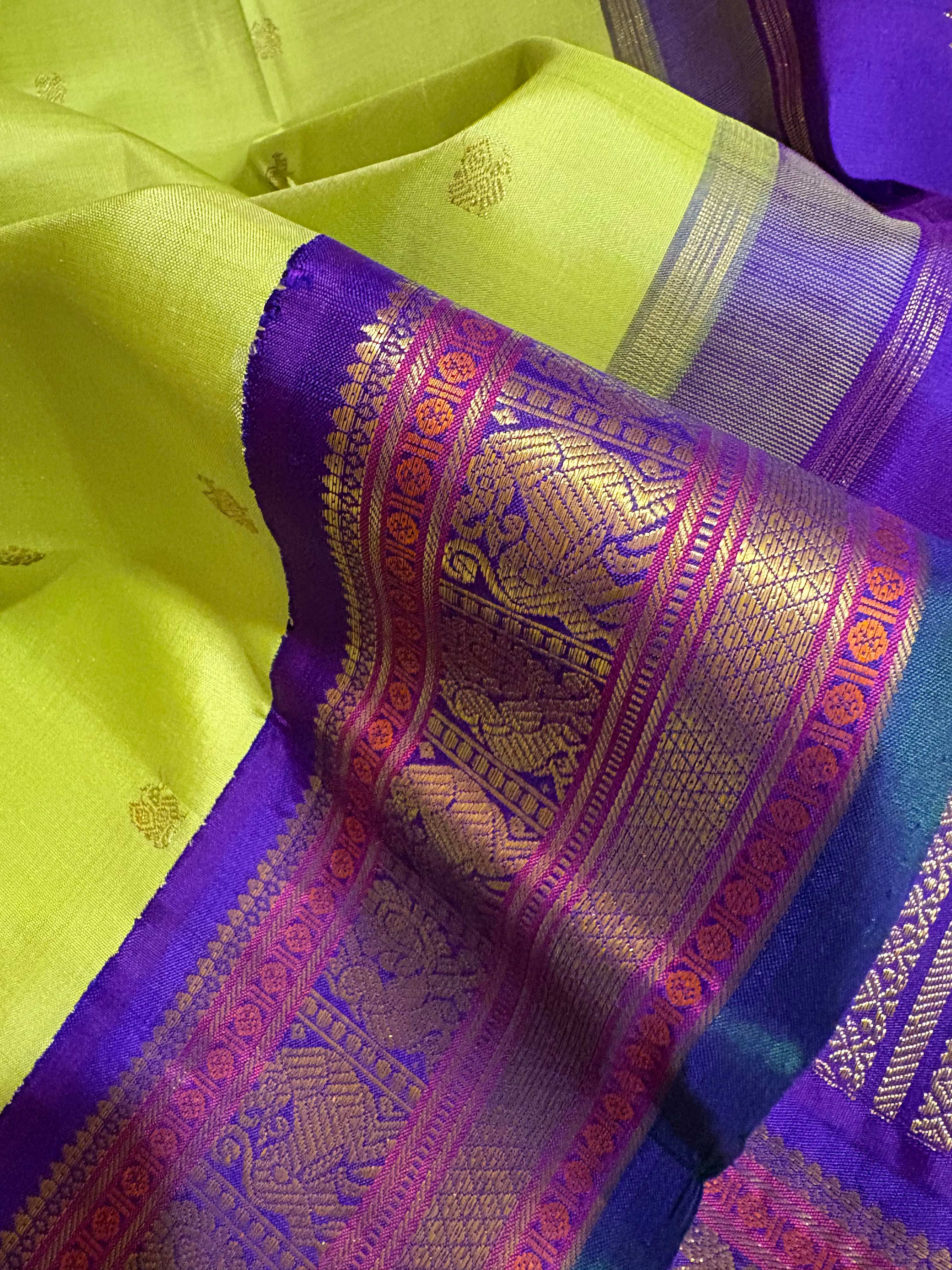 Apple Green Korvai Handloom Kanjivaram Silk Saree with Violet Border - RK0362