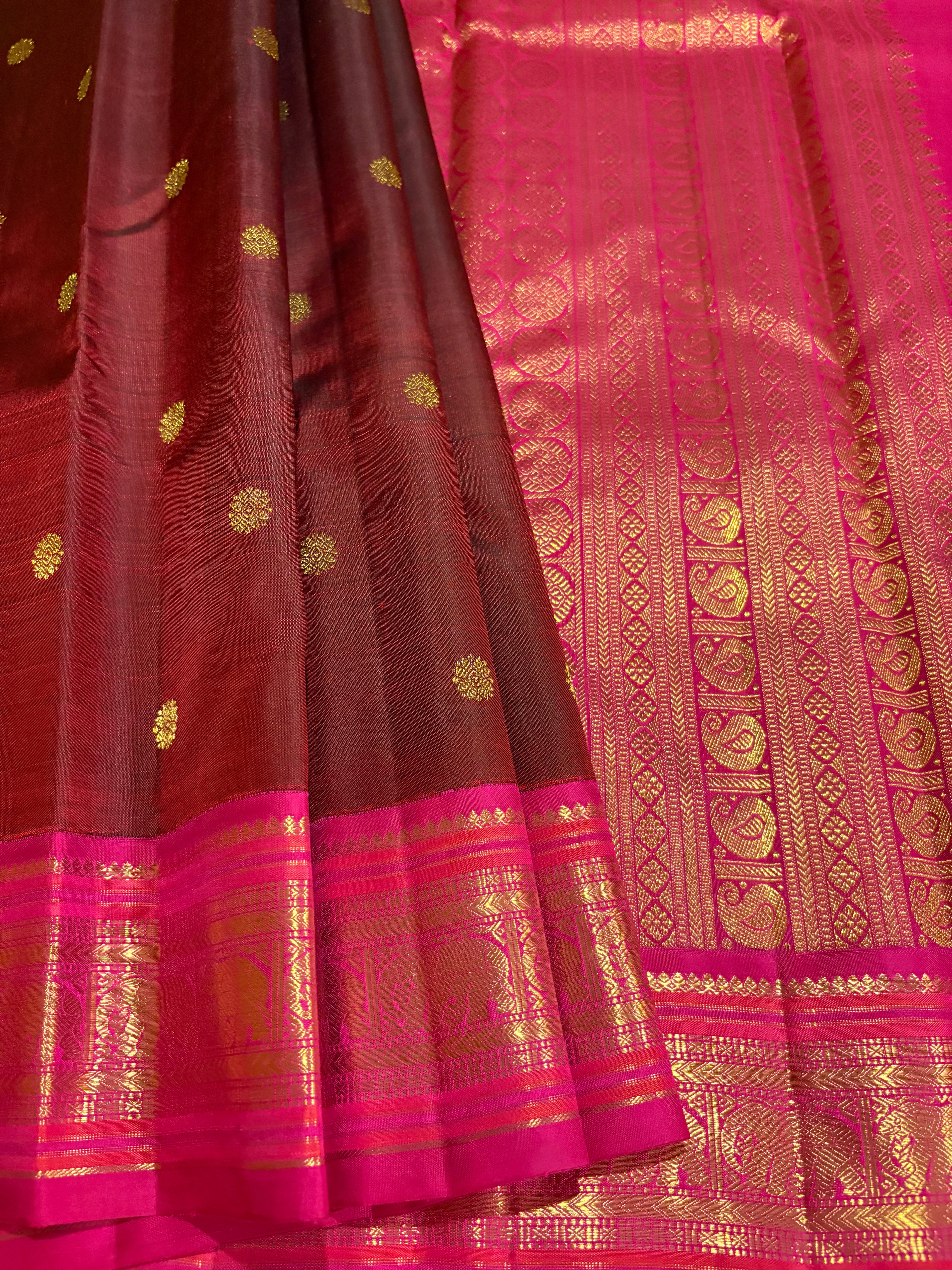 Beetle nut colour Korvai Kanjivaram silk Saree with Fuchsia pink Border - RK0542
