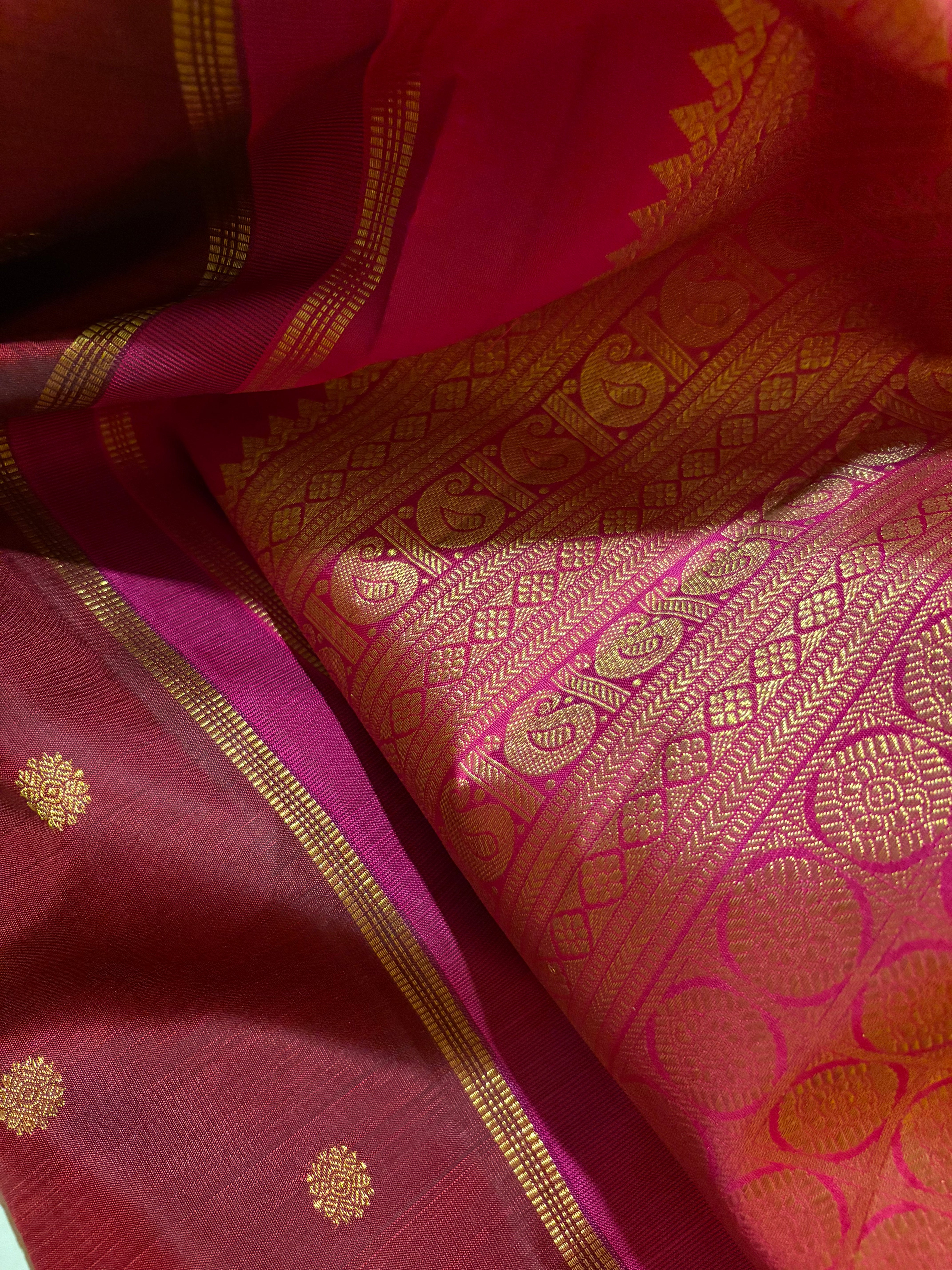 Beetle nut colour Korvai Kanjivaram silk Saree with Fuchsia pink Border - RK0542
