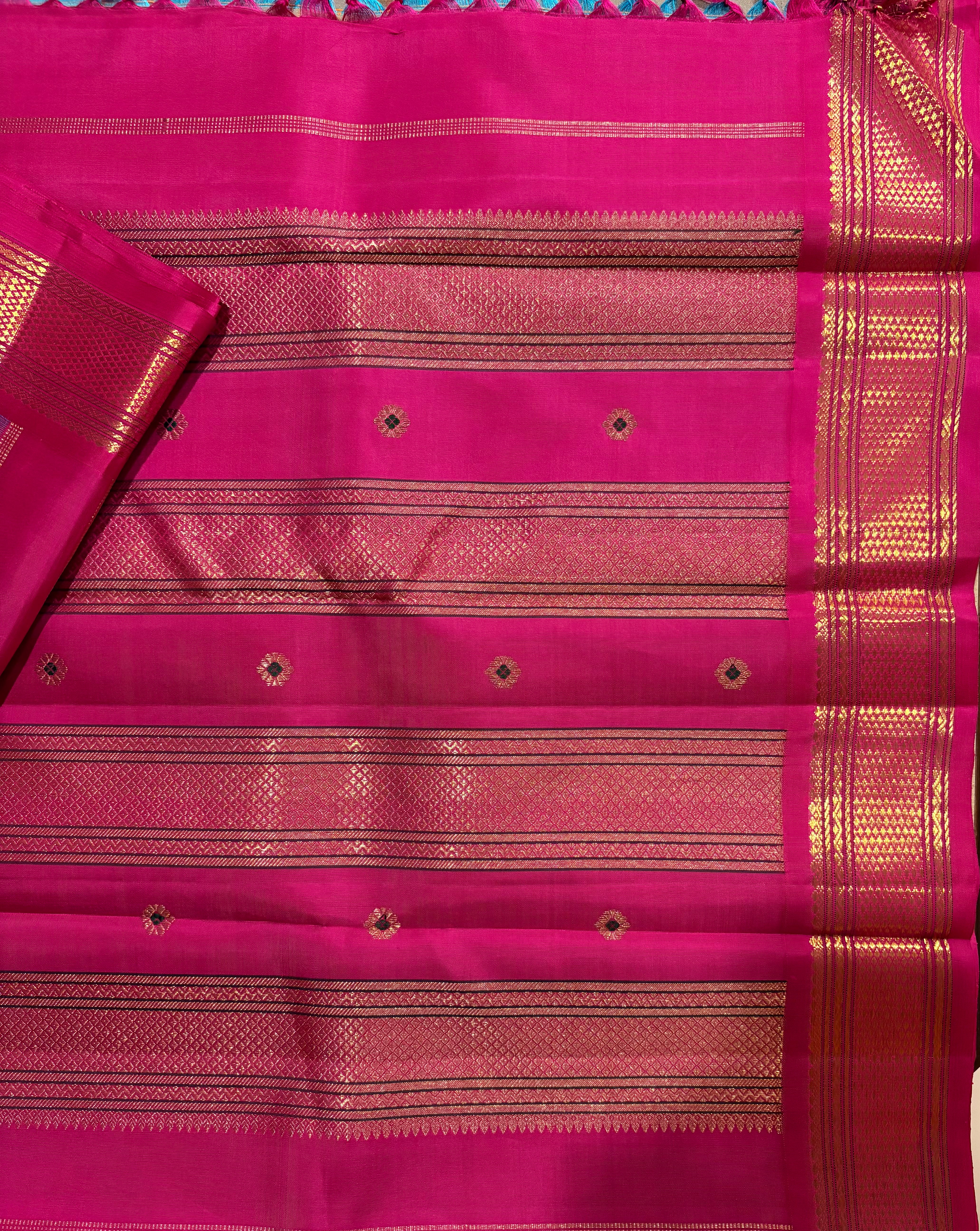 Silver Grey Korvai Kanjivaram Silk Saree  with Rani Pink Border - RK0537