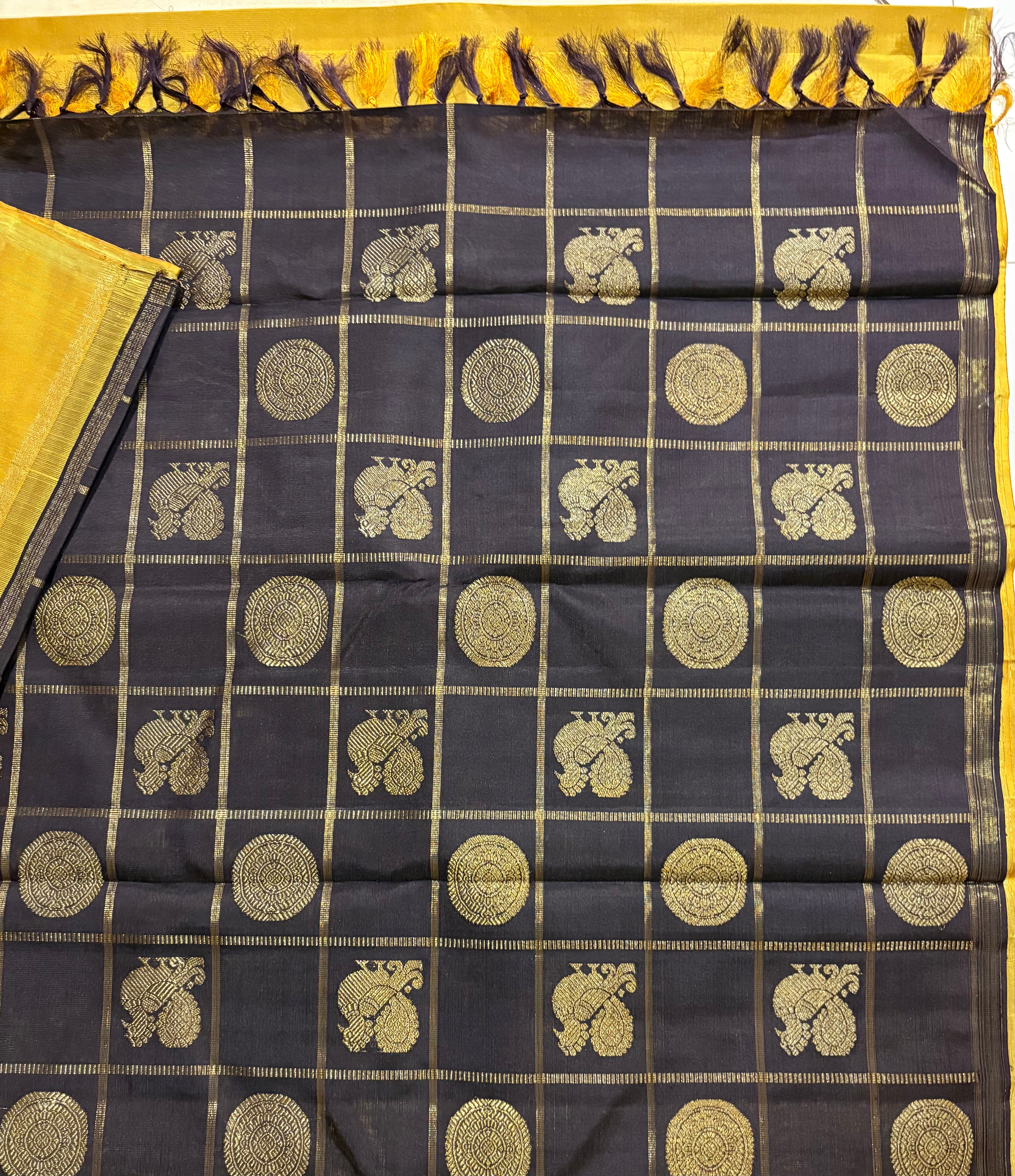 Mustard Borderless Kanjivaram Silk Saree - RK0299