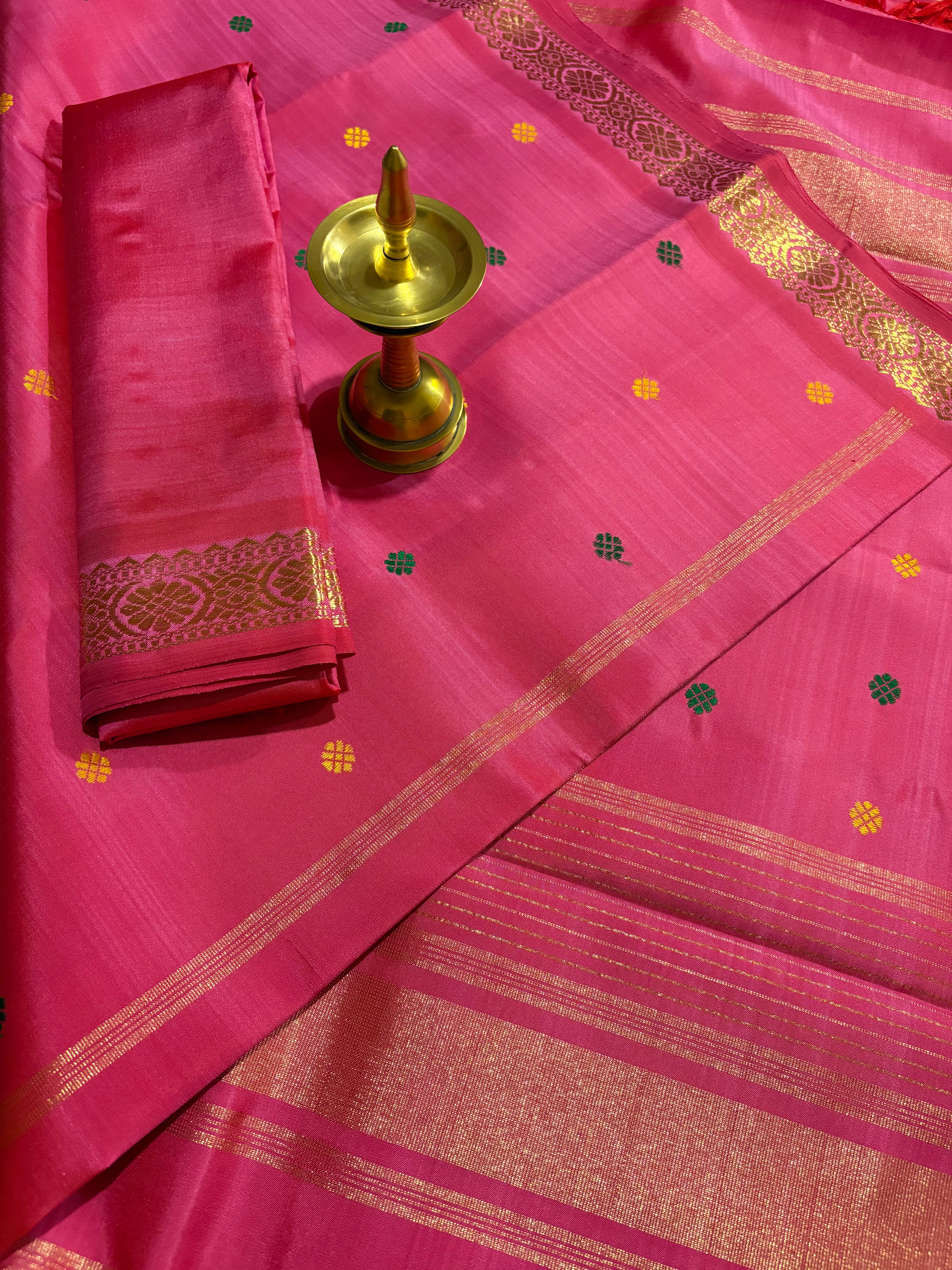 Double shaded pink Monotone Kanjivaram Handloom Silk Saree - RK0508