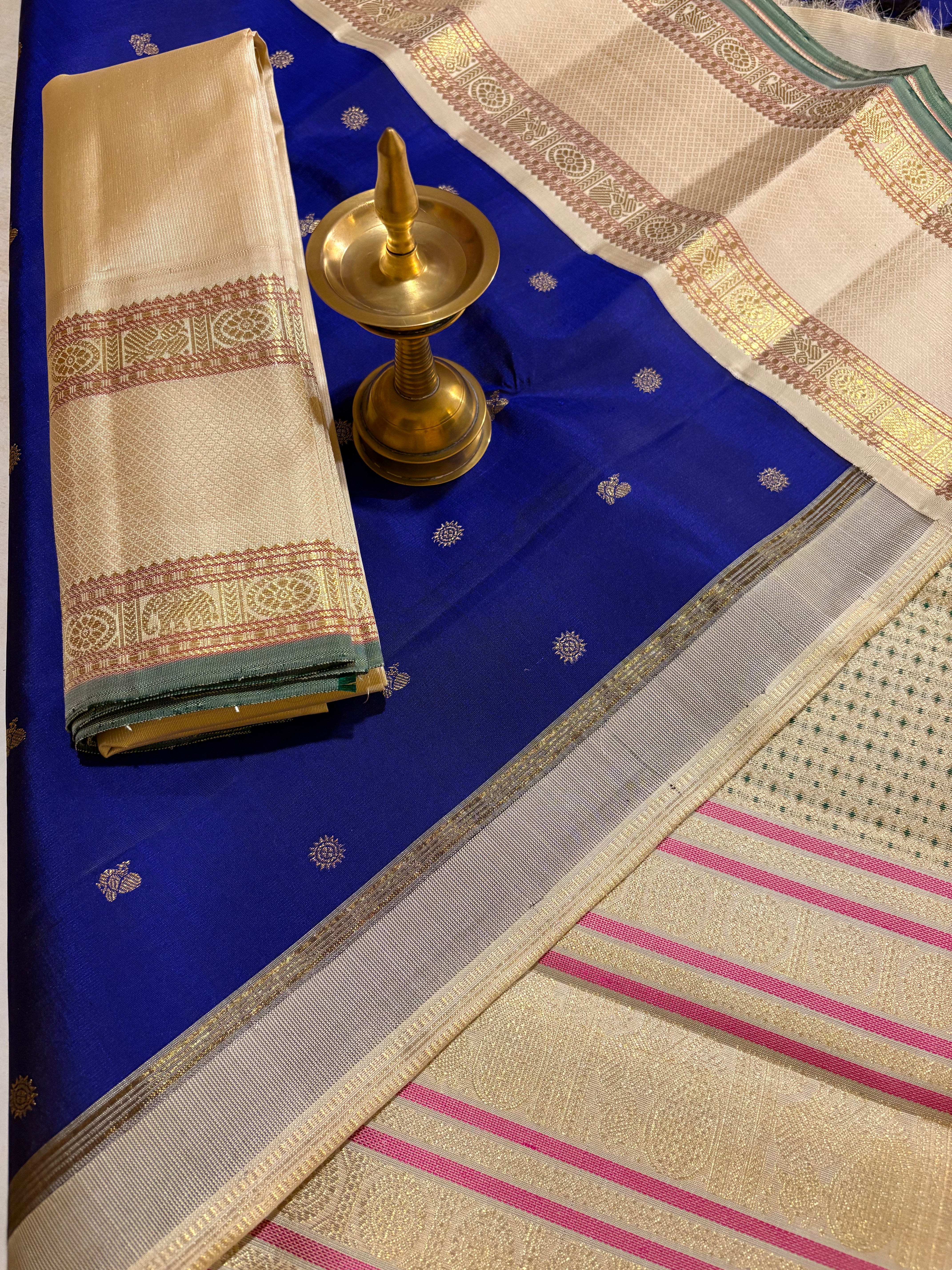 Ink Blue Korvai Kanjivaram Handloom Silk Saree with Offwhite Border - RK0515