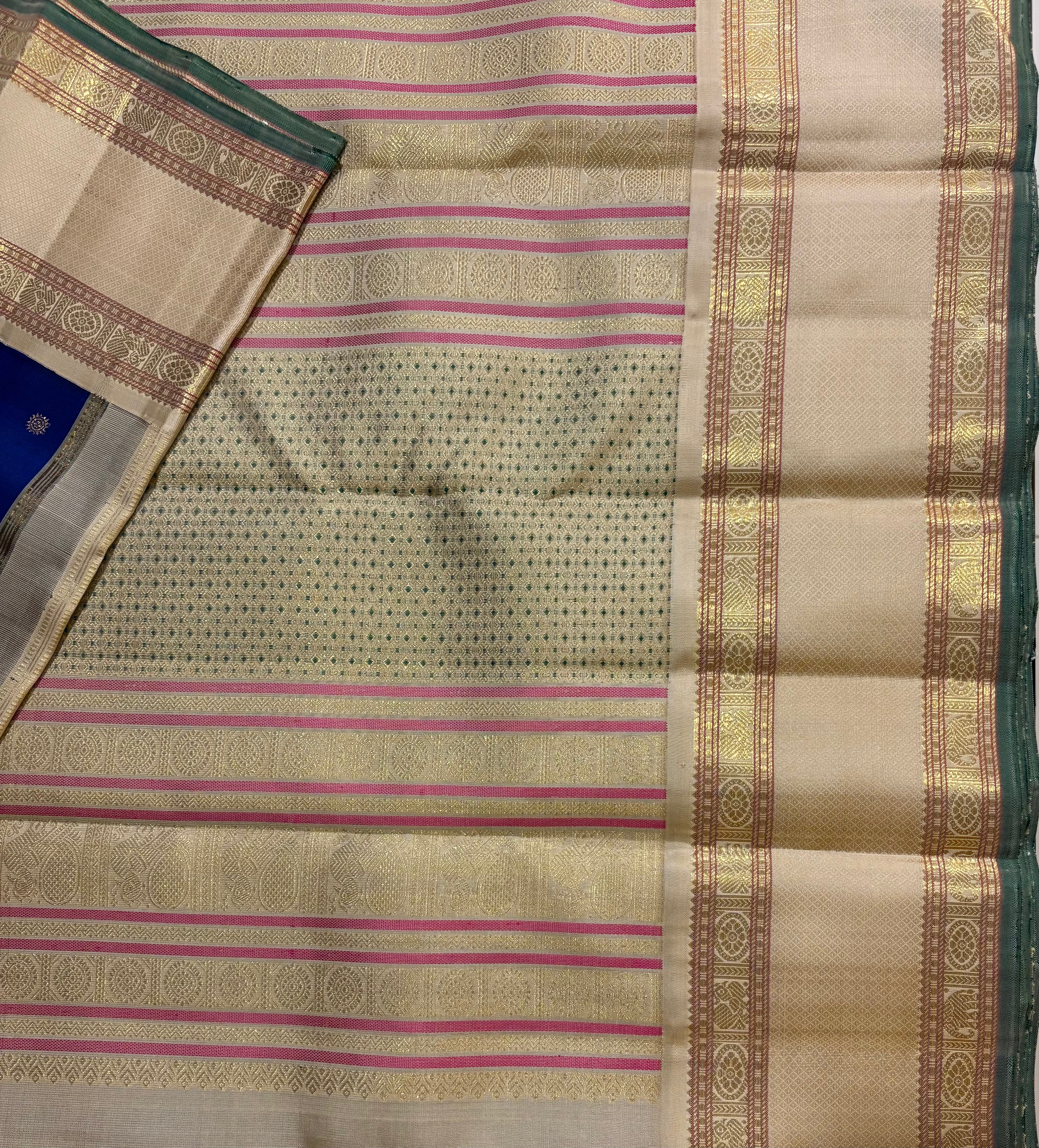 Ink Blue Korvai Kanjivaram Handloom Silk Saree with Offwhite Border - RK0515