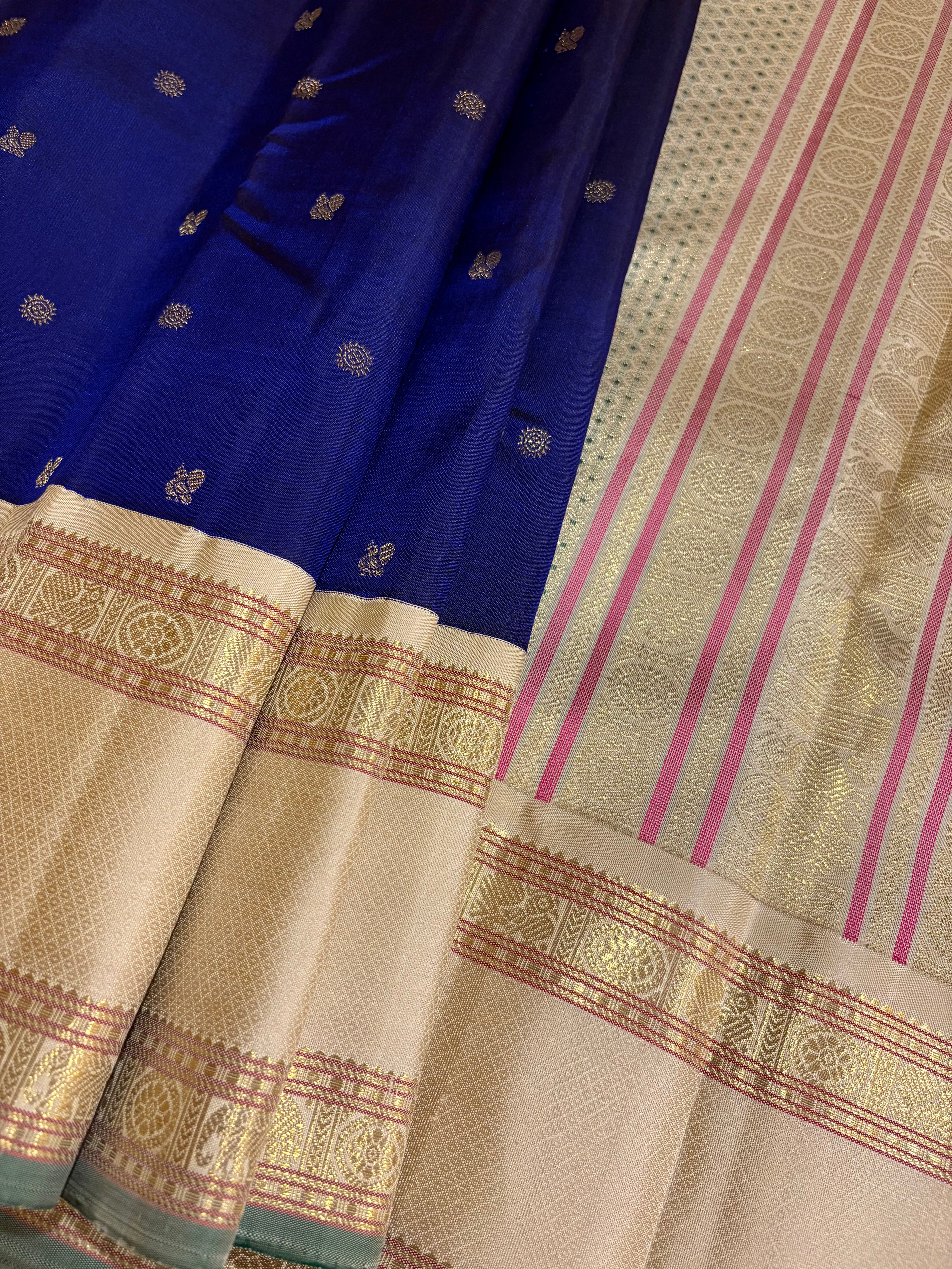 Ink Blue Korvai Kanjivaram Handloom Silk Saree with Offwhite Border - RK0515