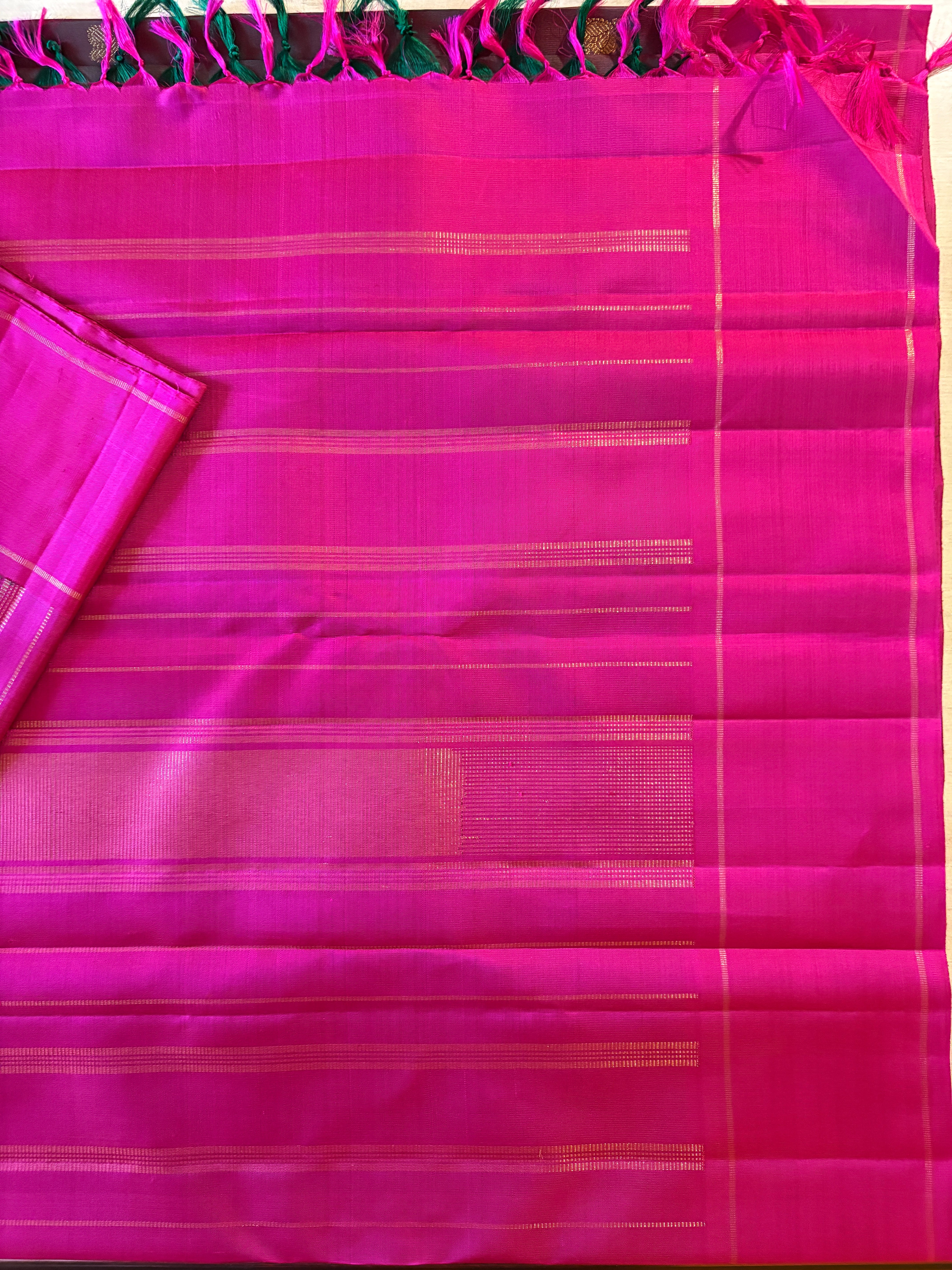 Double shaded Greenish Rani pink Kanjivaram Silk Saree with Rani pink border - RK0756