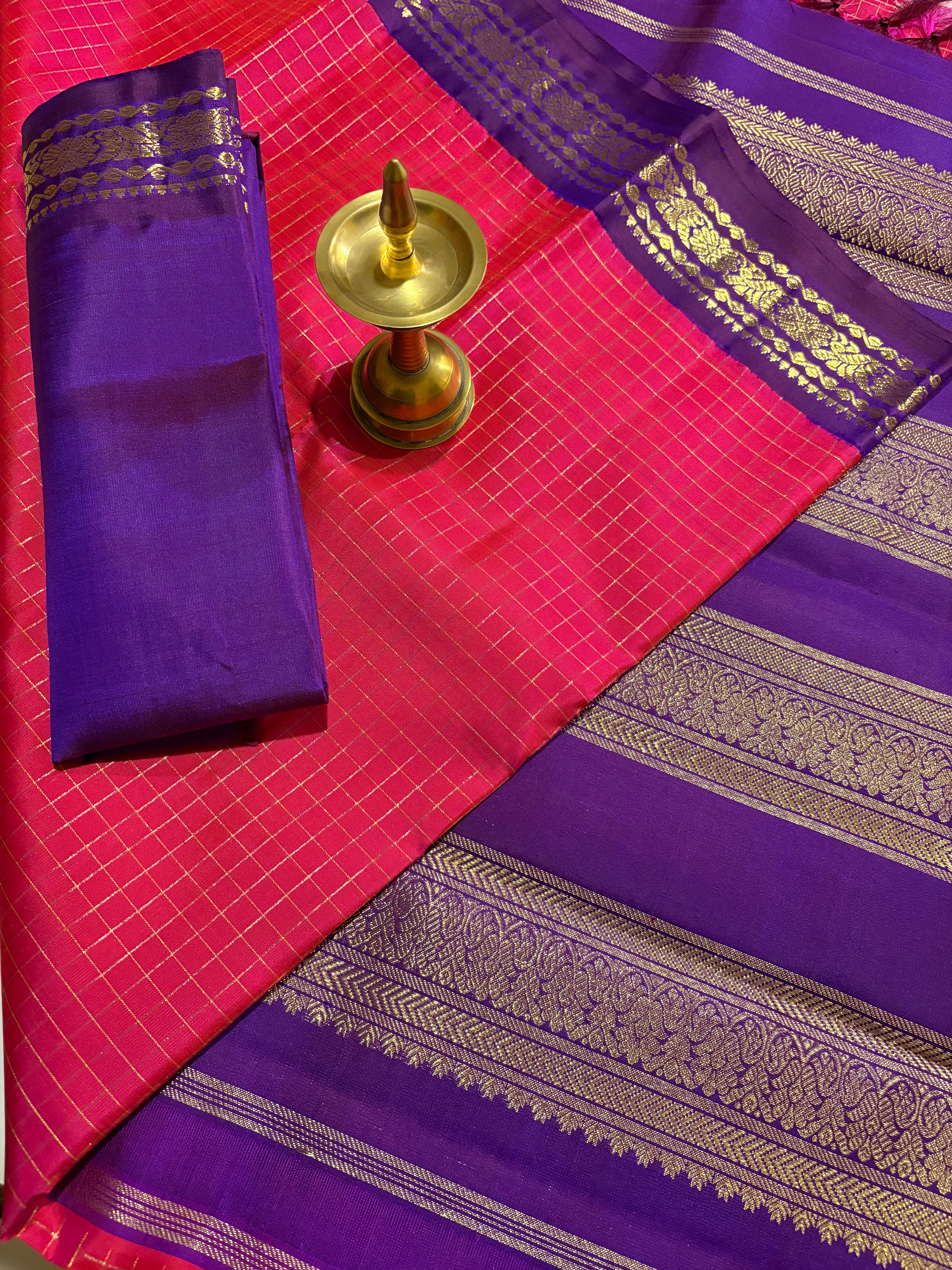 Pinkish Red Smal Border Korvai Kanjiaram Handloom Silk Saree with Nagapazham Border - RK0540