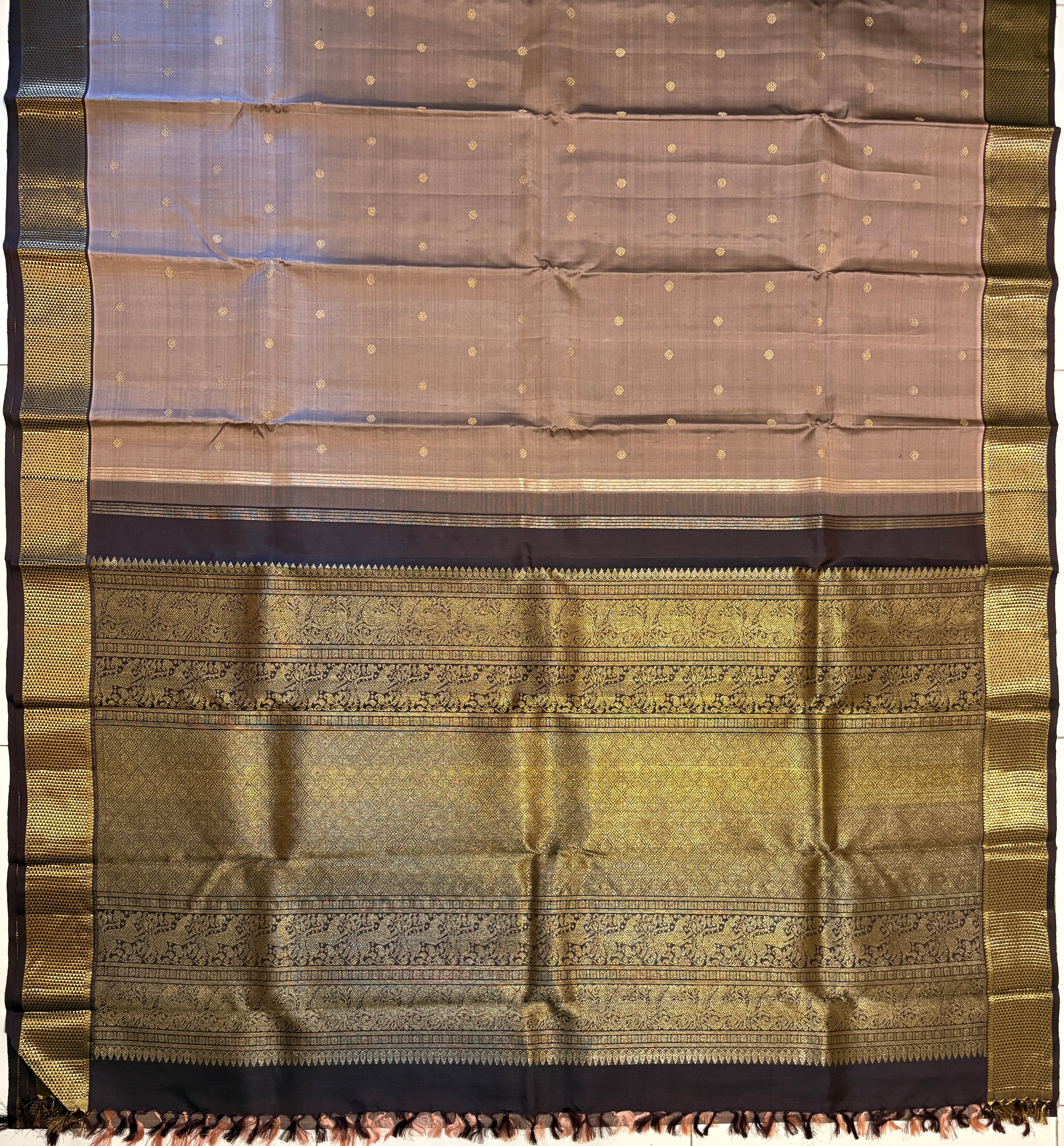 Burnt Onion Kanjivaram Silk Saree with Dark Nagapazham borders-RK0101