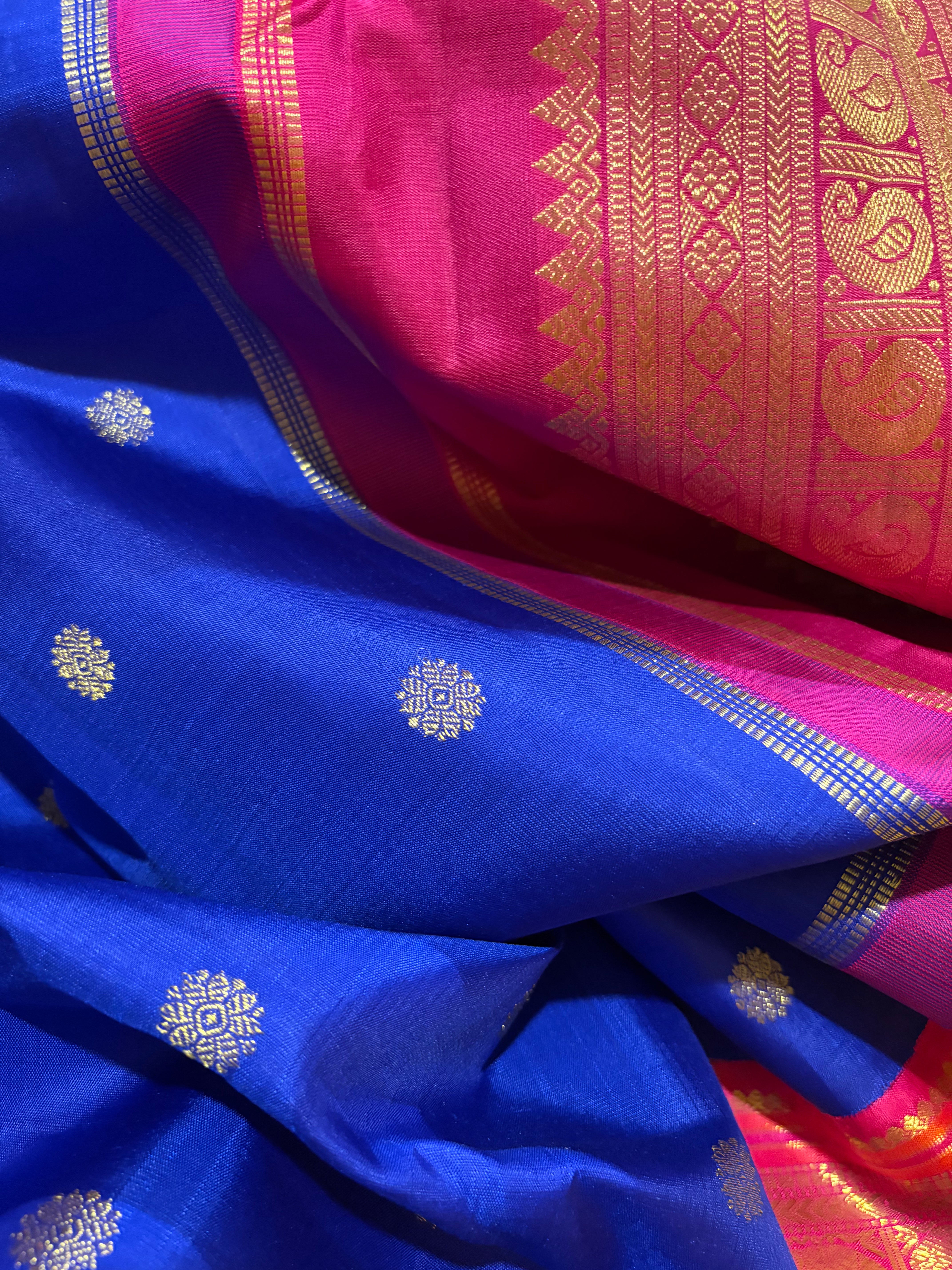 Royal Blue Korvai kanjivaram Silk Saree  with Fuchsia pink Border RK0543