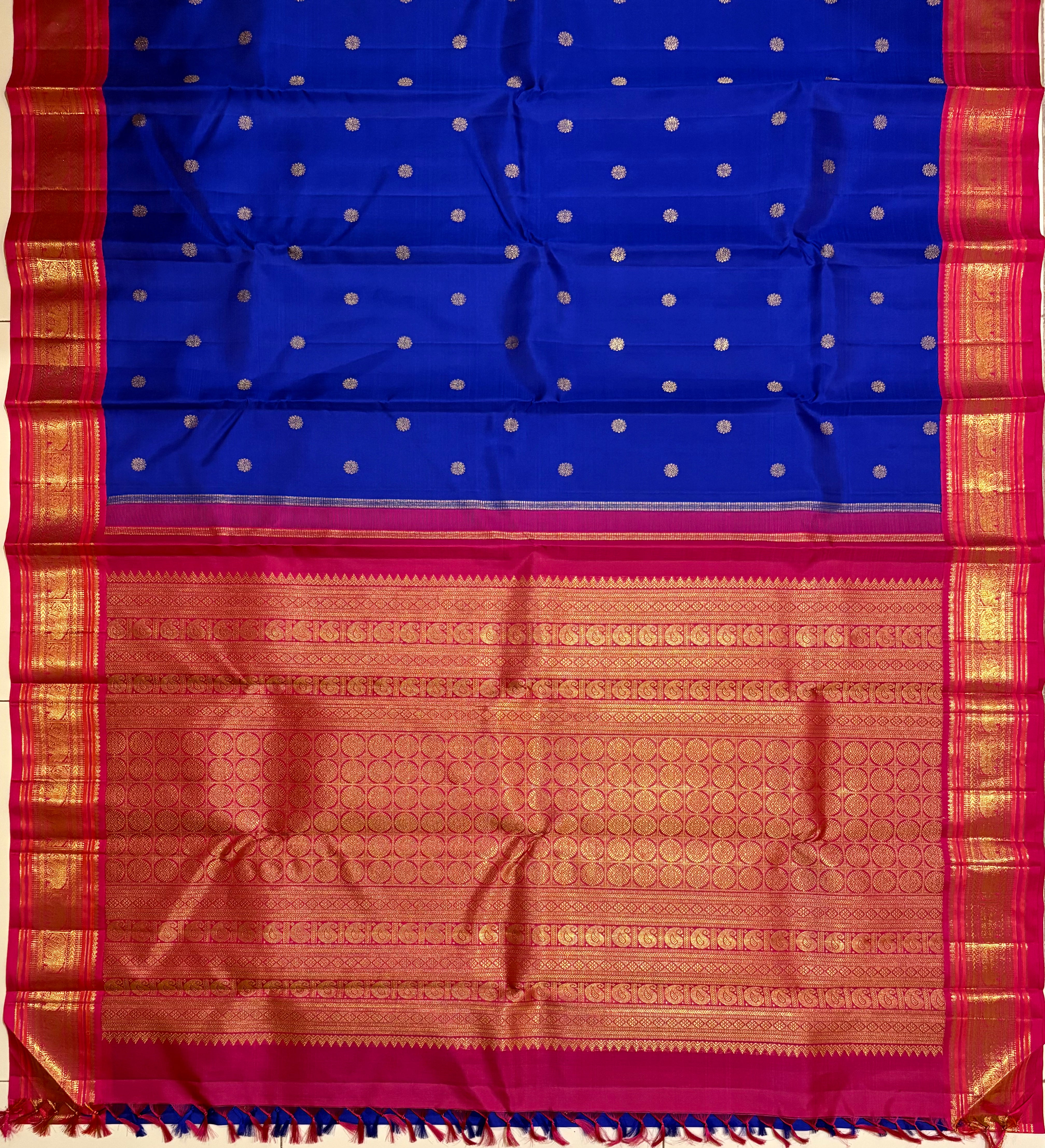 Royal Blue Korvai kanjivaram Silk Saree  with Fuchsia pink Border RK0543