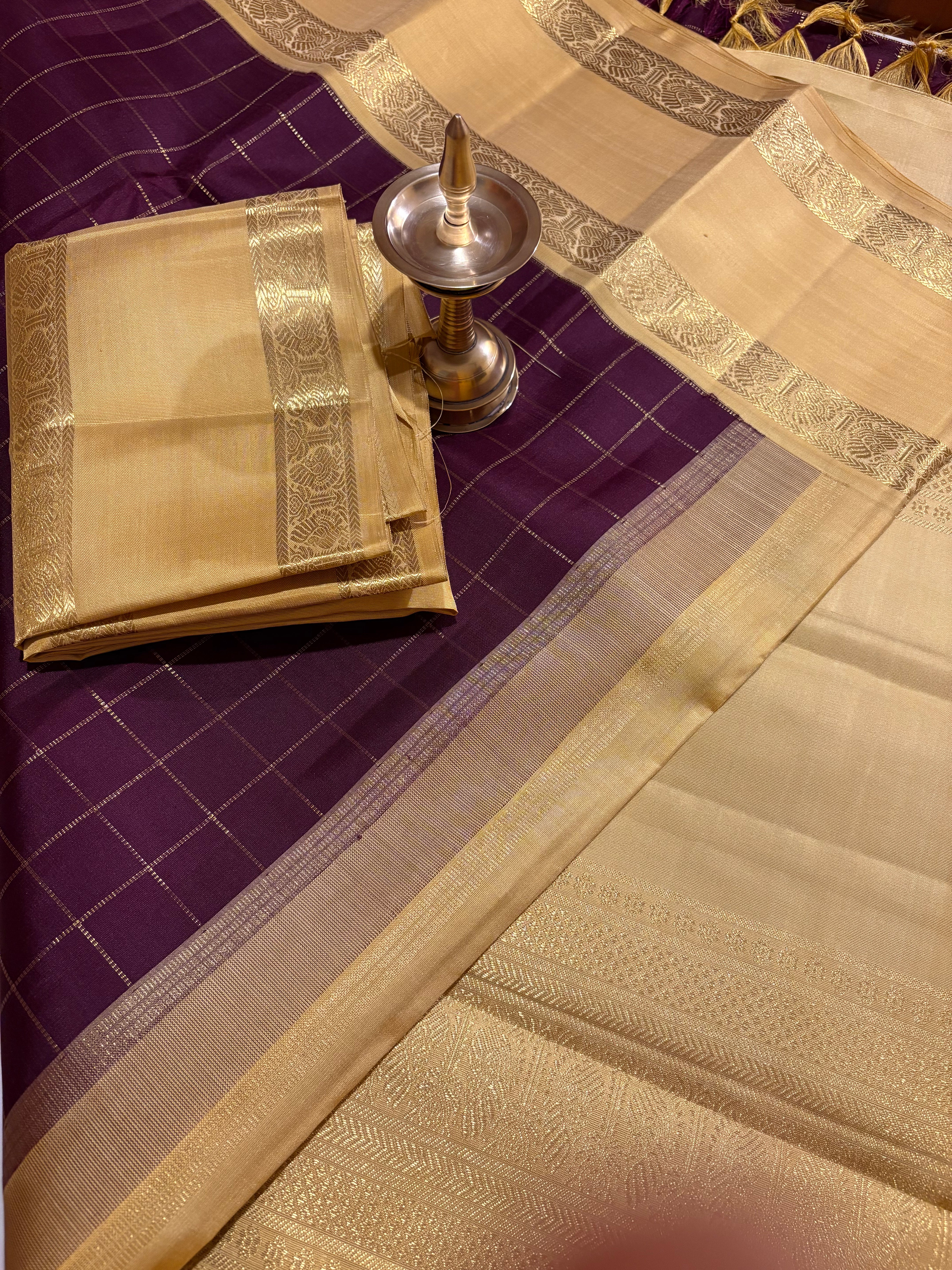 Paaku colour Korvai Kanjivaram Silk Saree with Chandanam Border RK0496