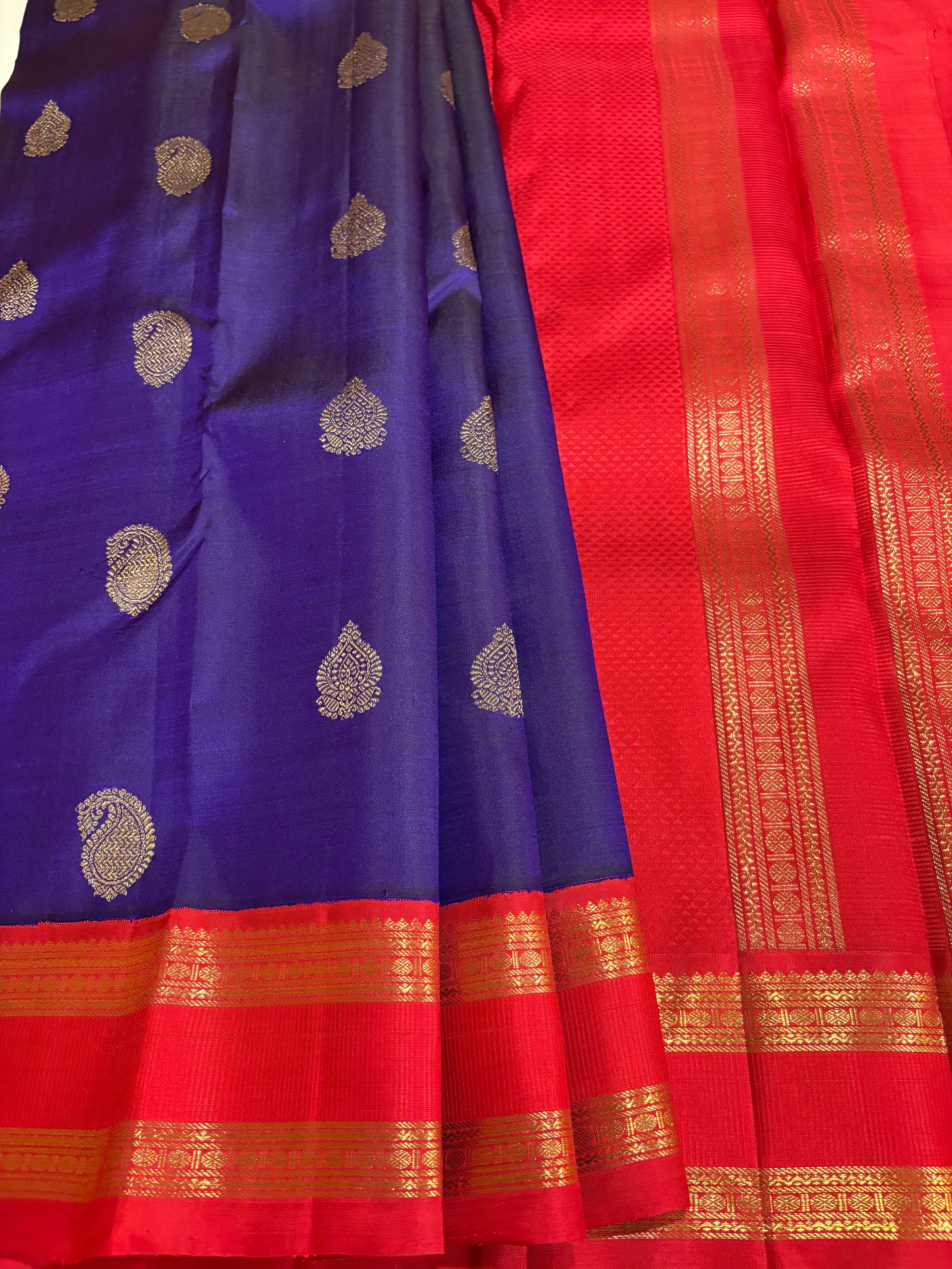 Bluish Violet Korvai Kajivaram Silk Saree with Red Border RK0431
