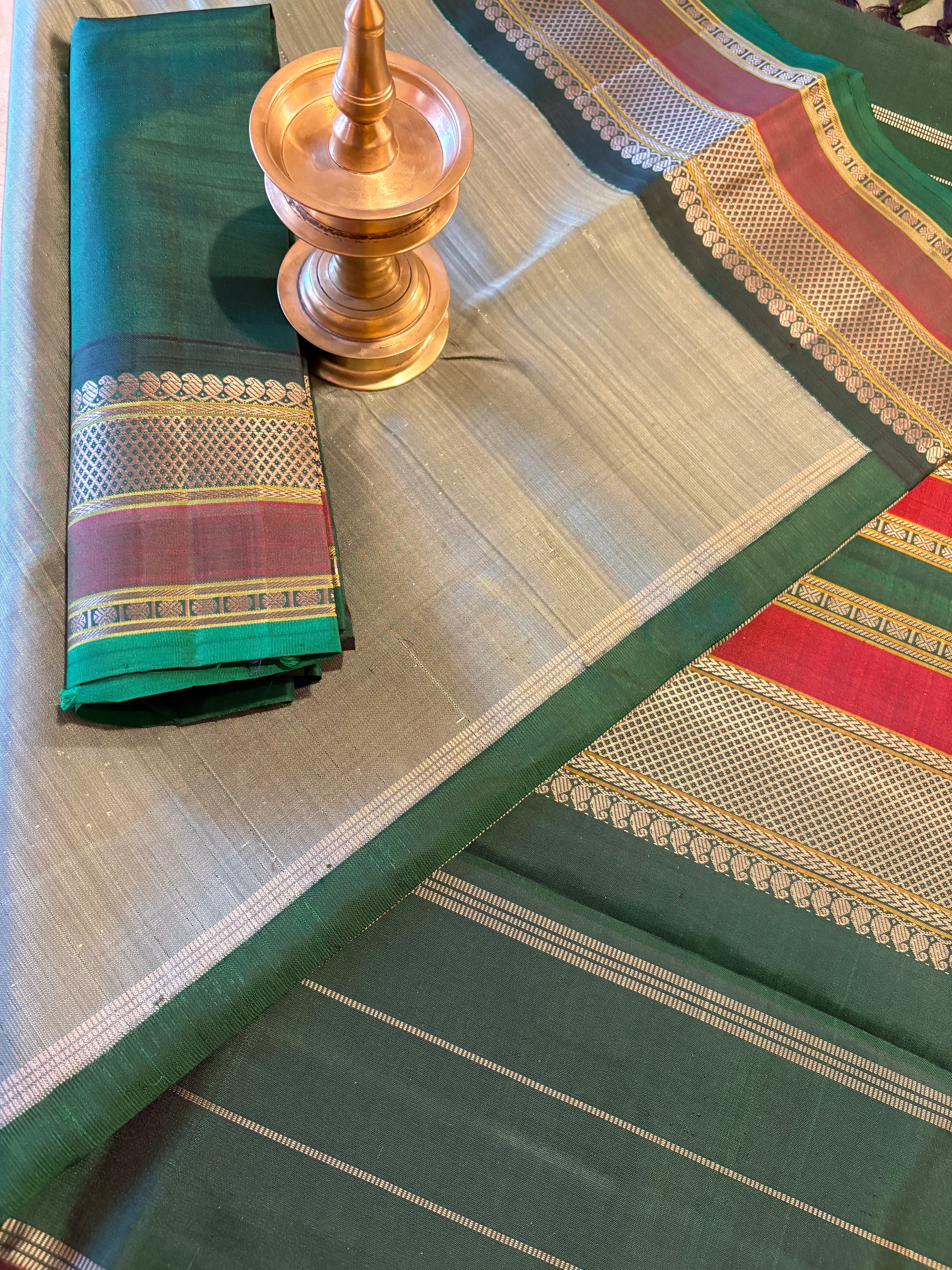 Vintage recreation Light Cardamom green korvai kanjivaram Silk Saree with Dark green border - RK0762