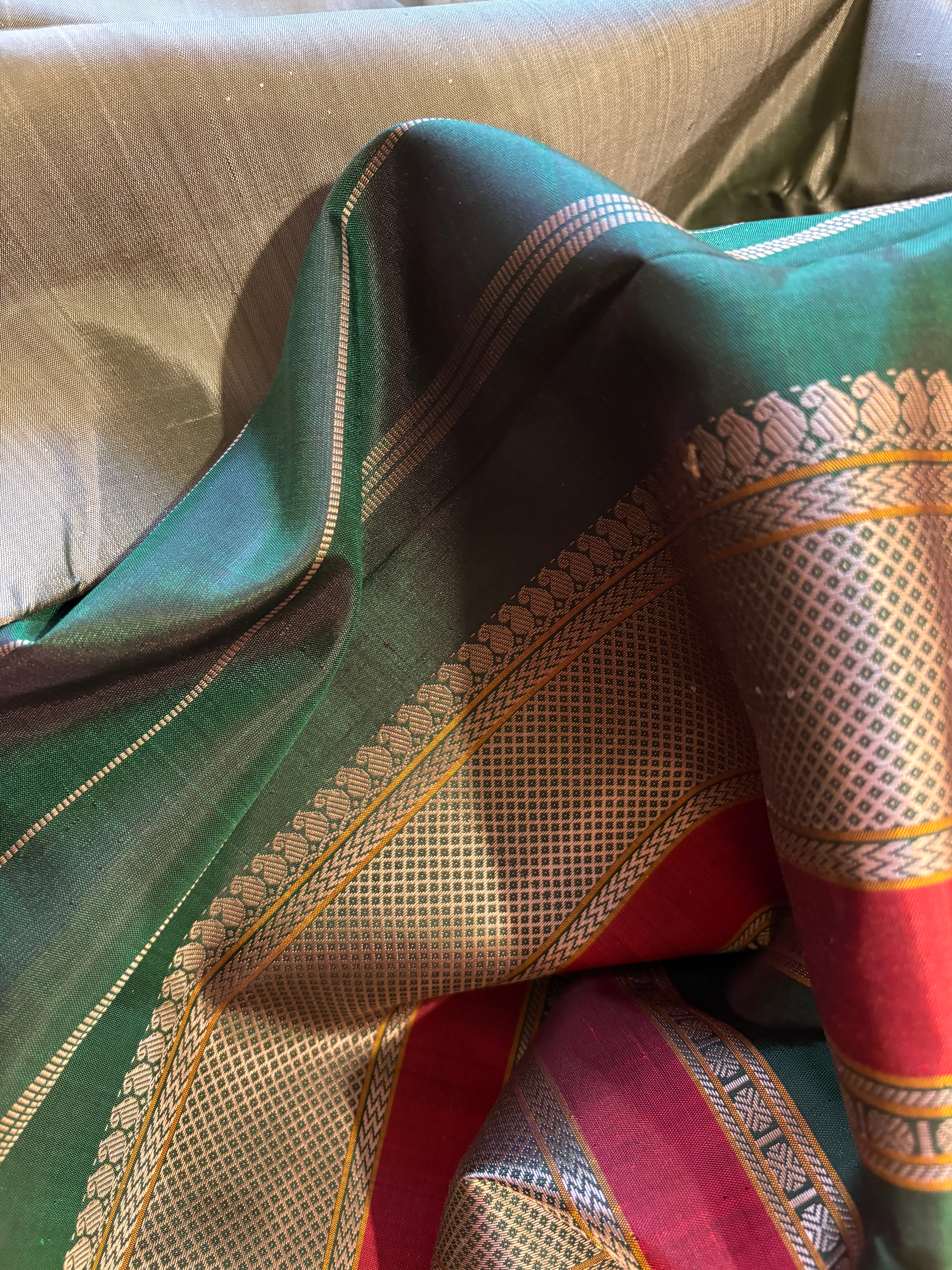Vintage recreation Light Cardamom green korvai kanjivaram Silk Saree with Dark green border - RK0762