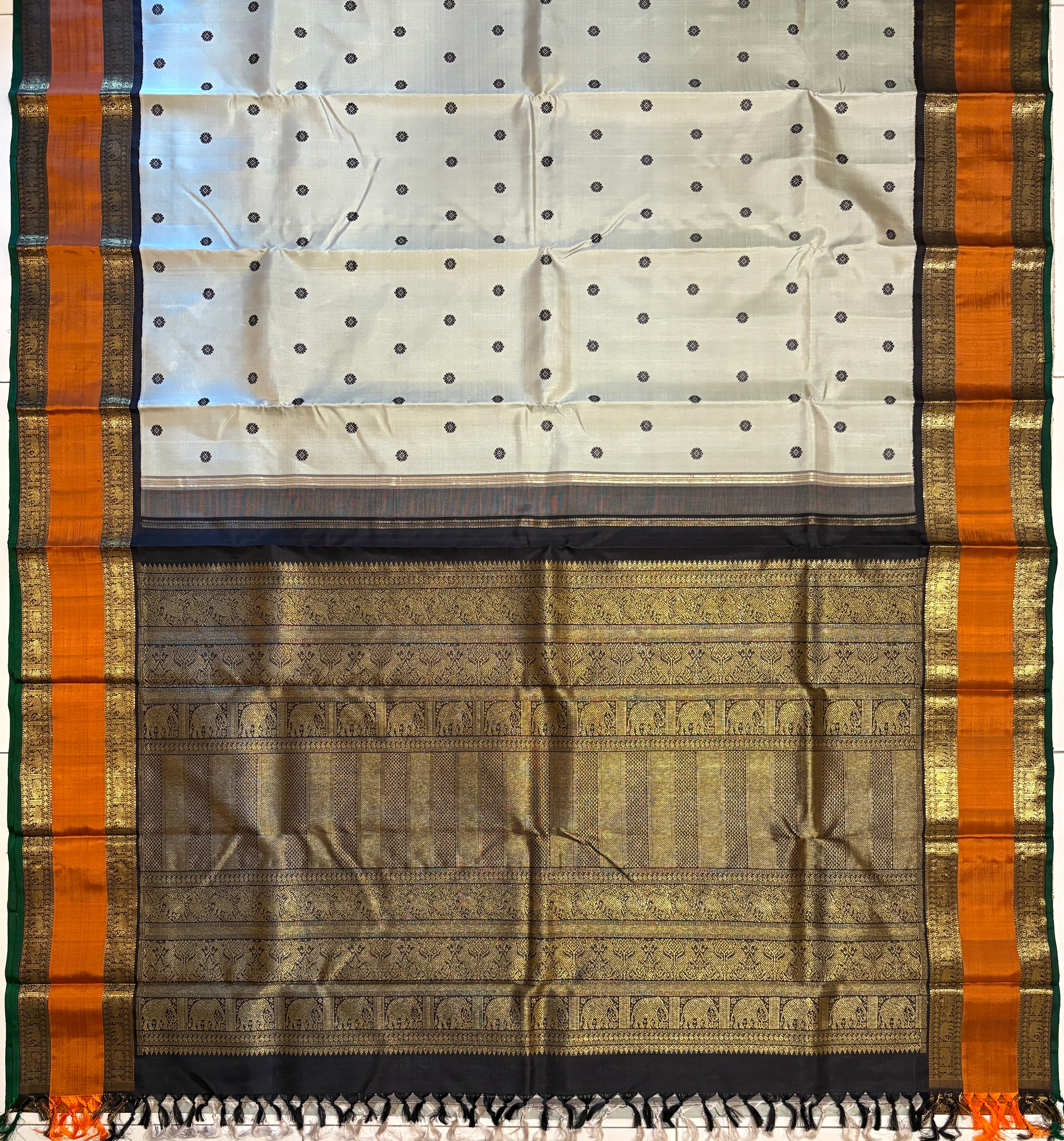 Silver Grey Korvai Kanjivaram Silk Saree with Kanchana border - RK0271