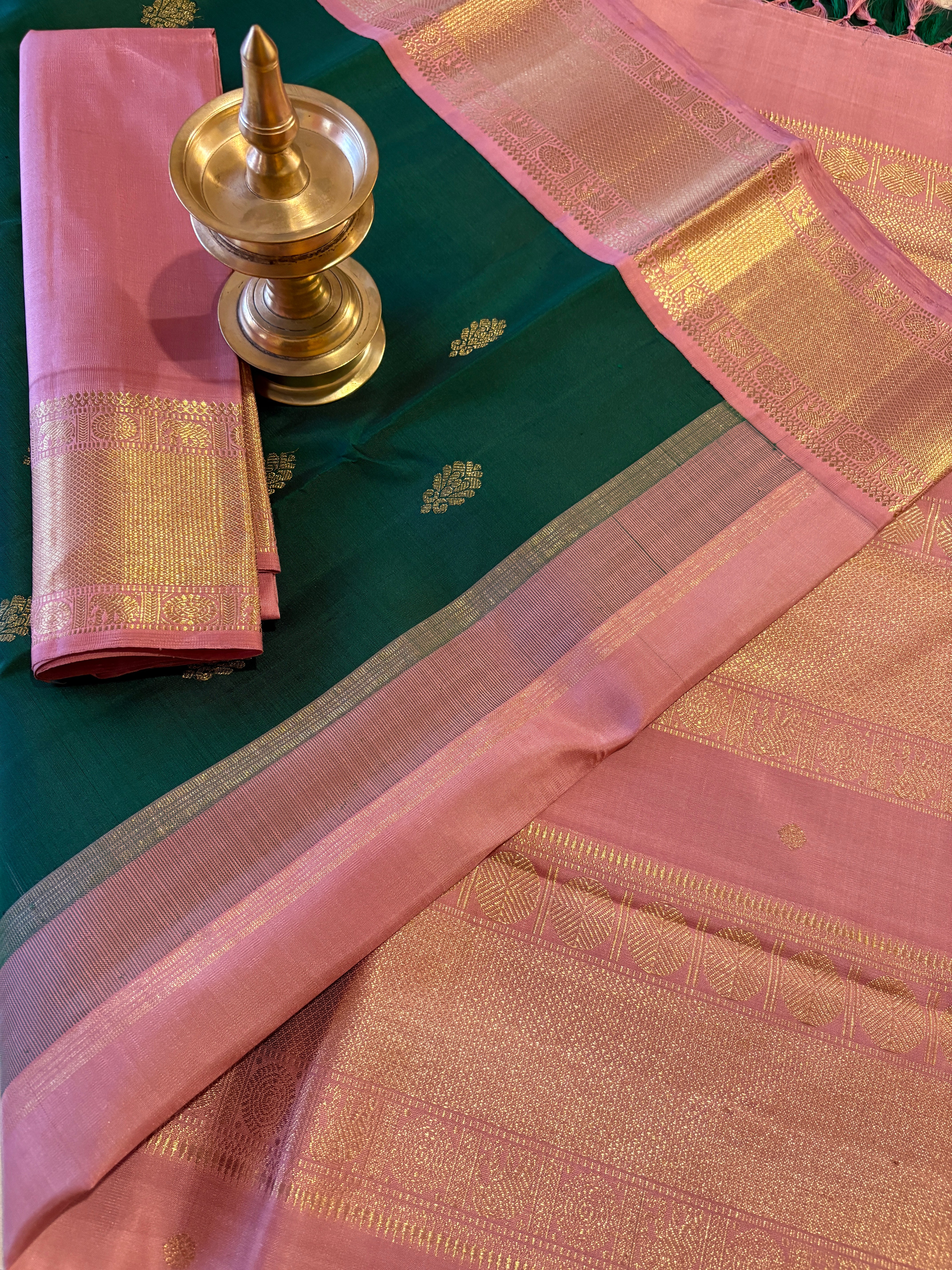 Beautiful Dark Green Korvai Kanjivaram Silk Saree with Dusty pink Border - RK0413