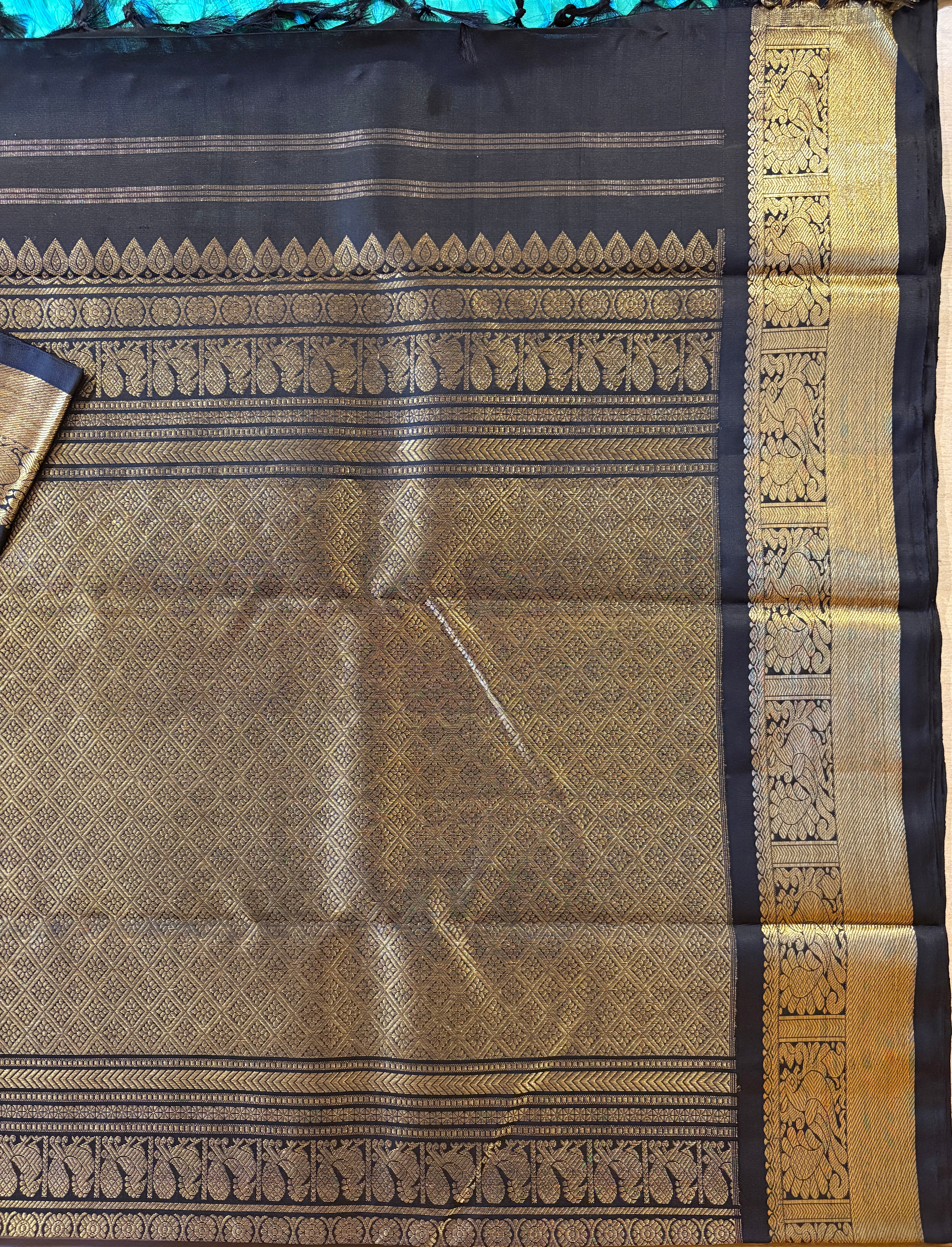 Serene Sea Green Korvai Kanjivaram Silk Saree with Black border - RK051
