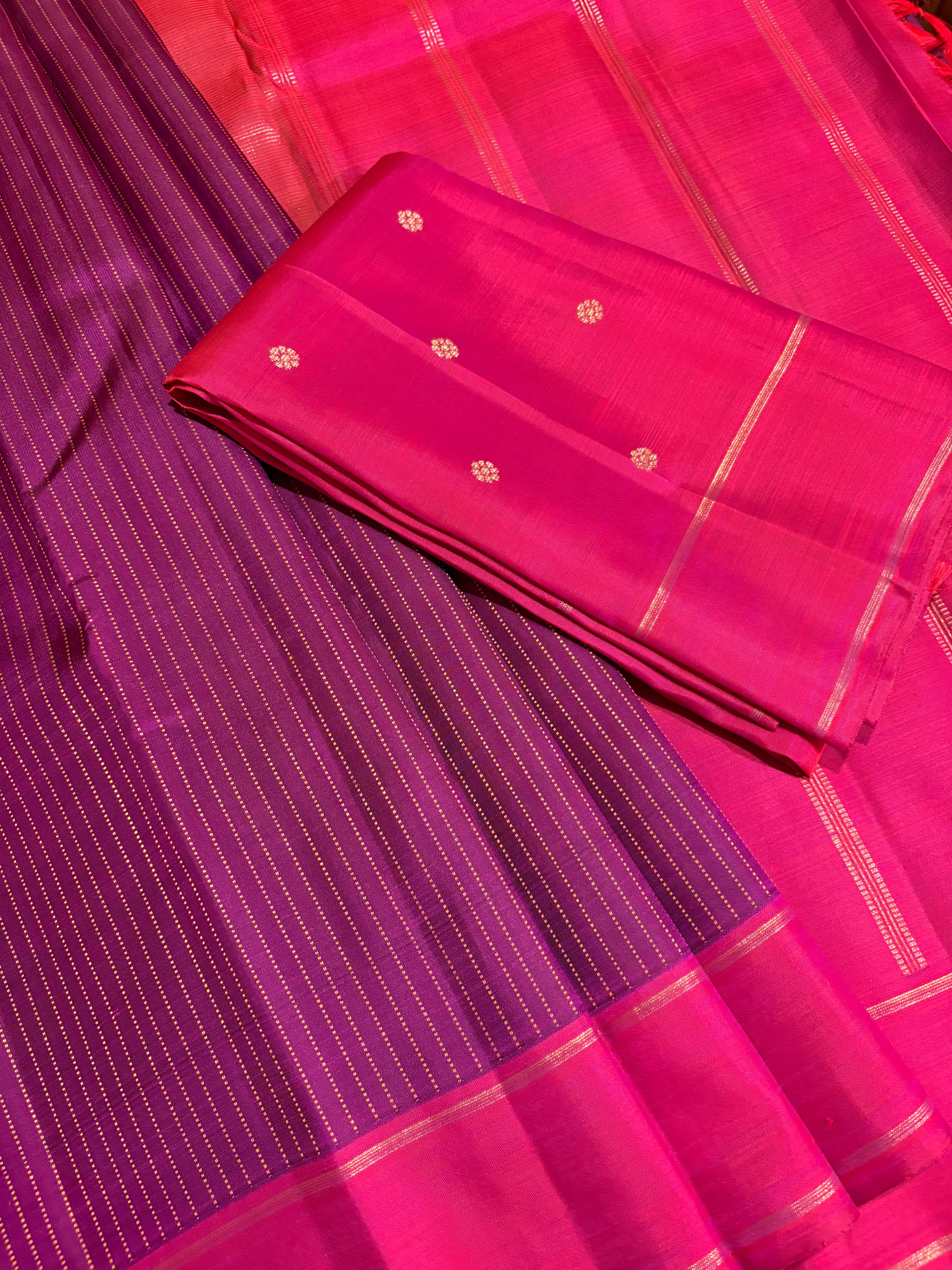 Deep Majenta Kanjivaram Silk Saree with Rani Pink border RK0566