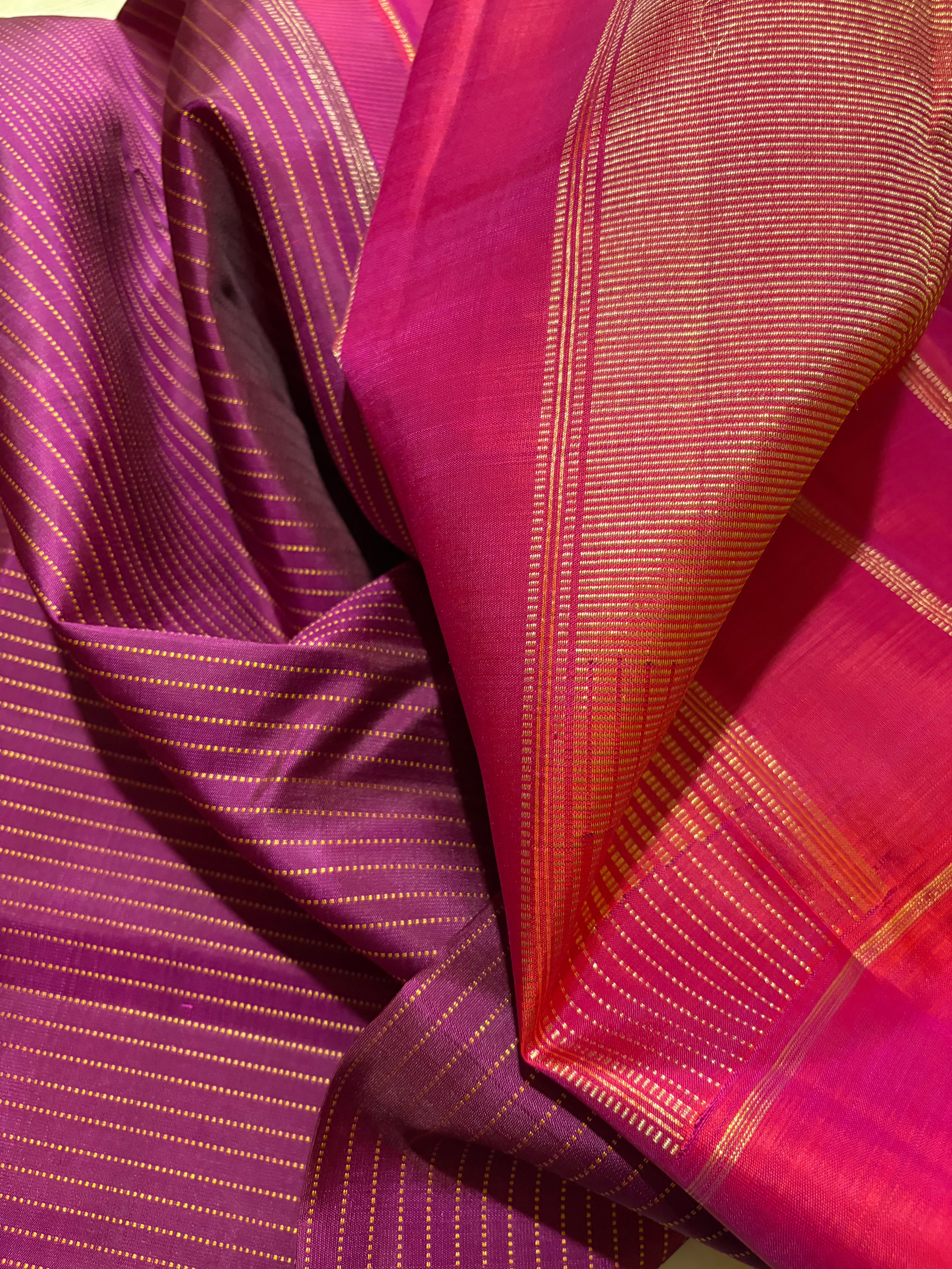 Deep Majenta Kanjivaram Silk Saree with Rani Pink border RK0566