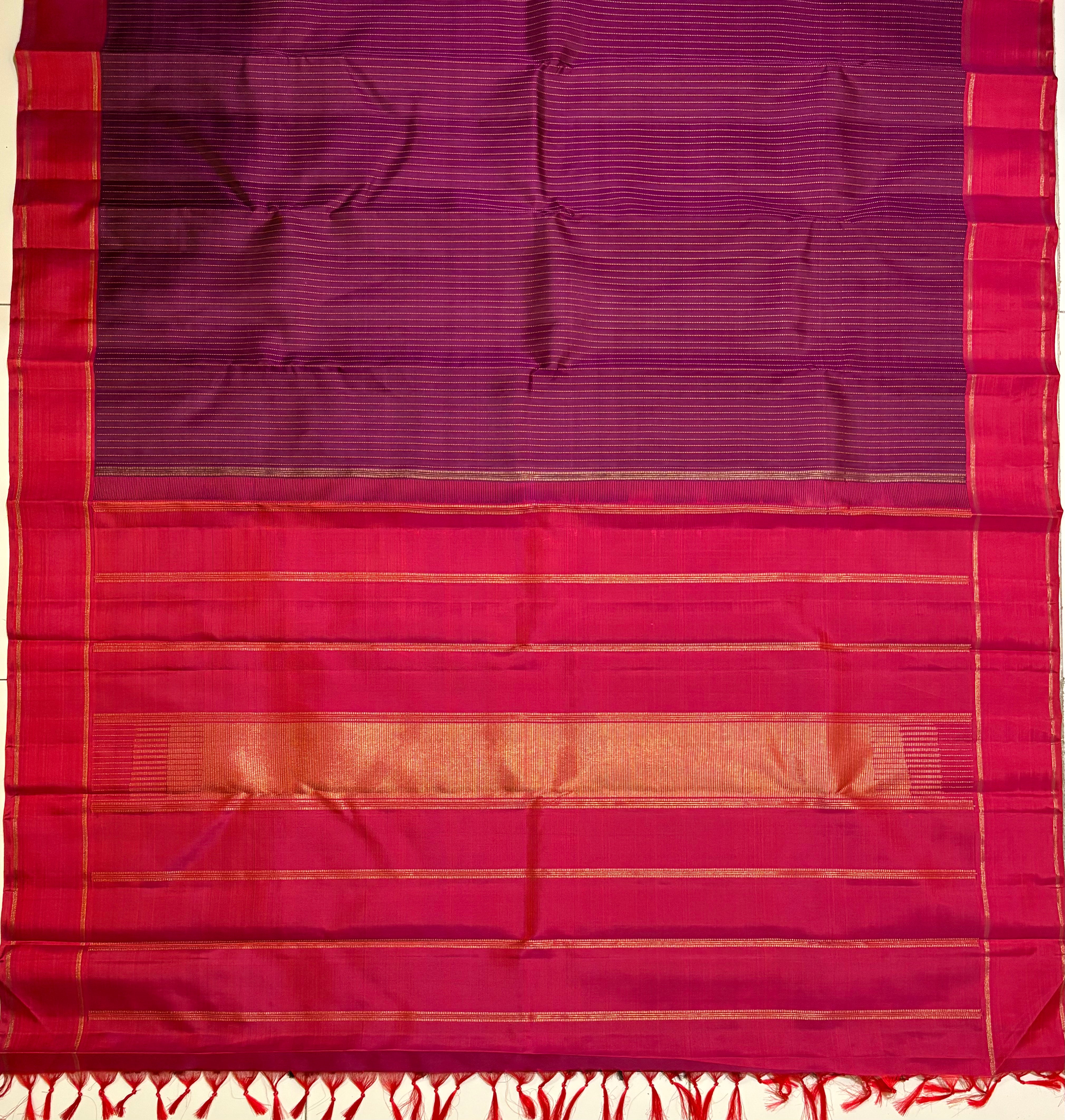 Deep Majenta Kanjivaram Silk Saree with Rani Pink border RK0566