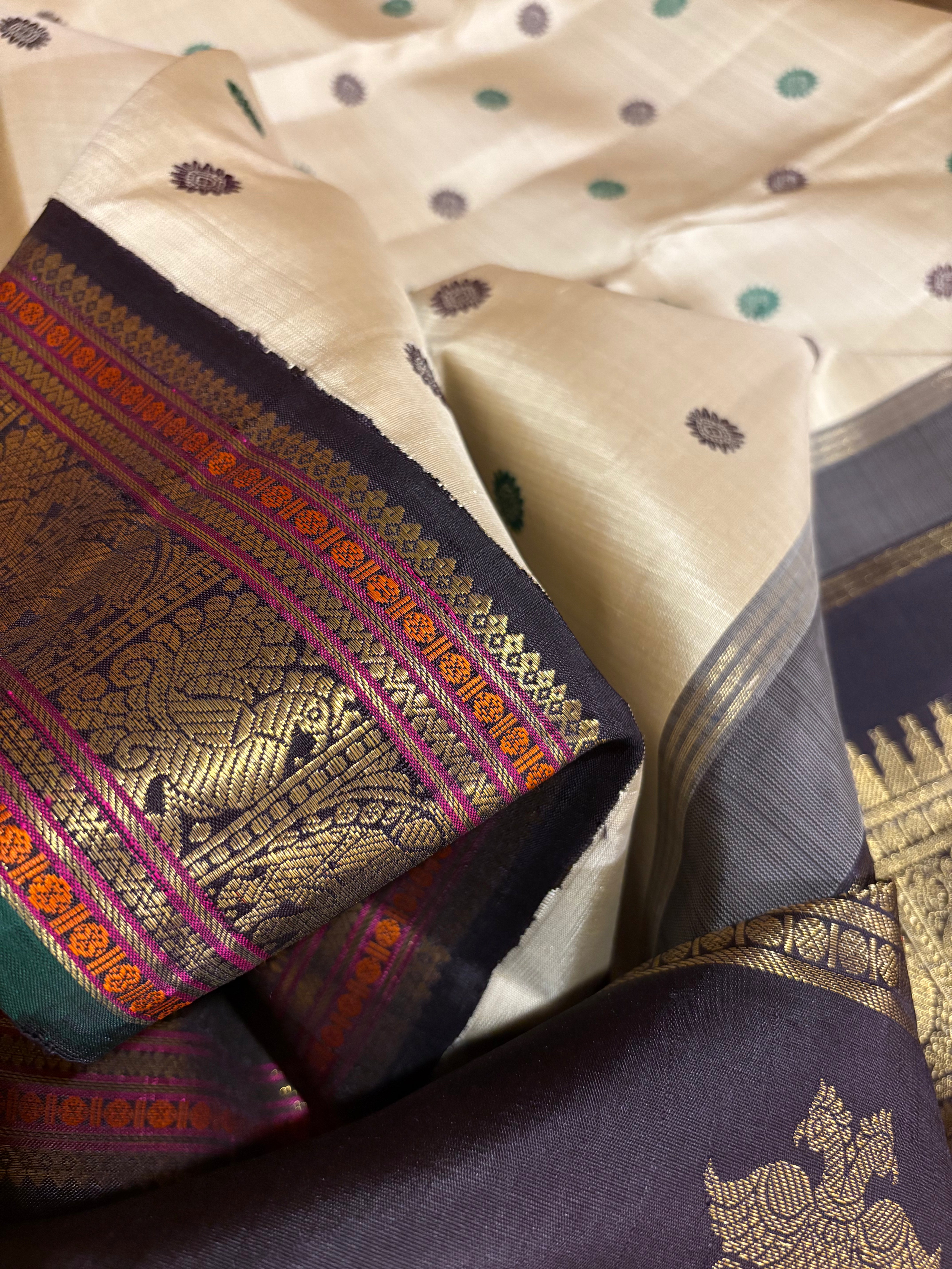 Light Beige Korvai Kanjivaram Silk Saree with Kanchana border RK0574